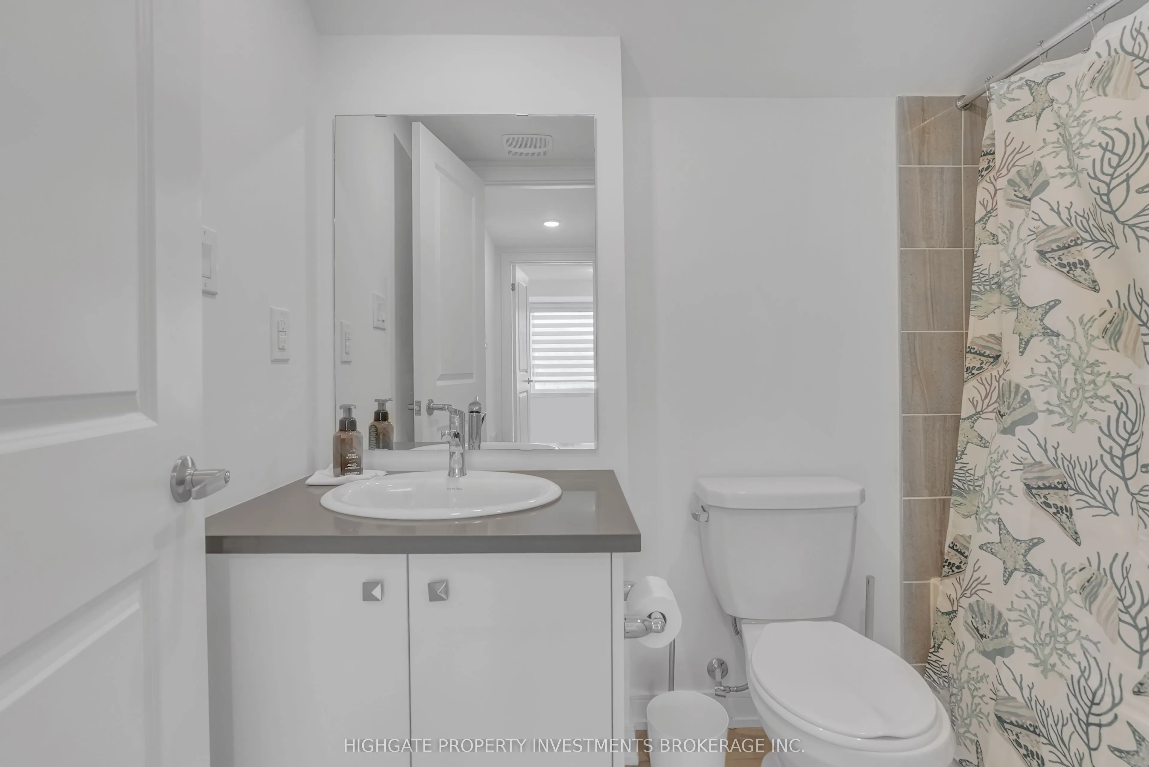 107 Appletree Lane, #00