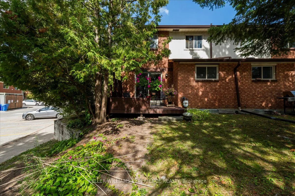 15 Shadowood Road, #103