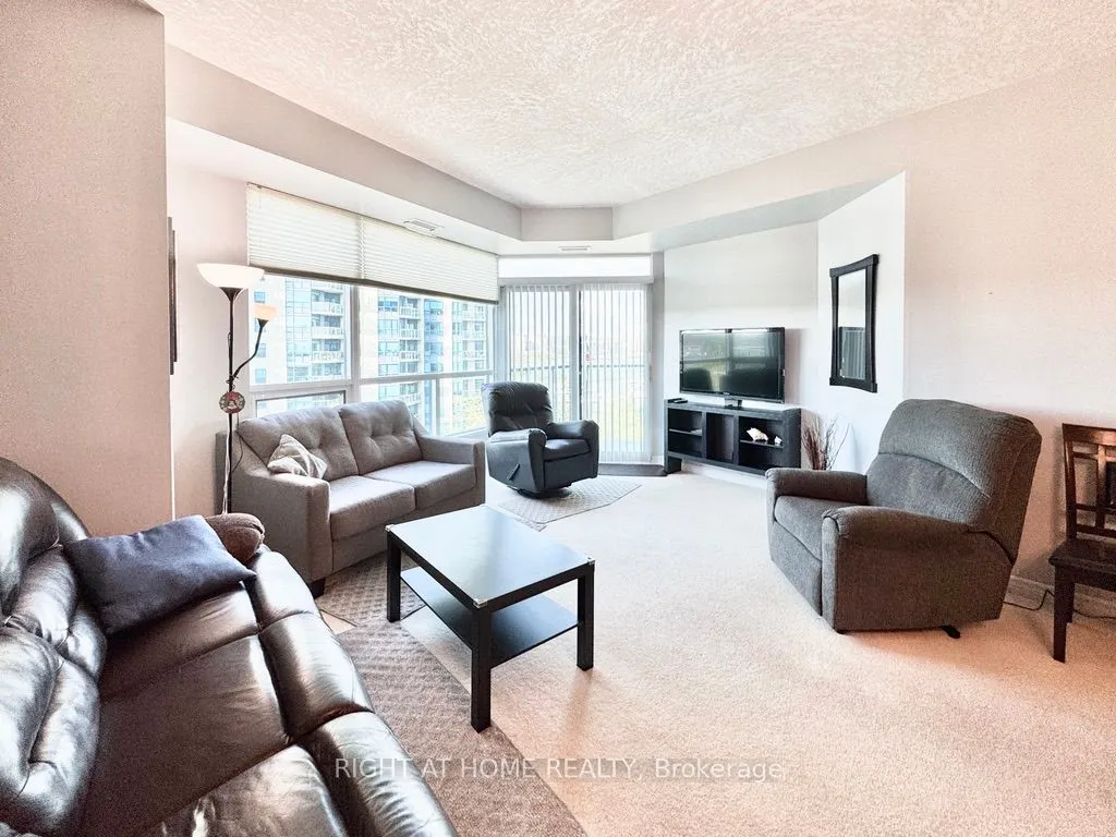 37 Ellen Street, #703
