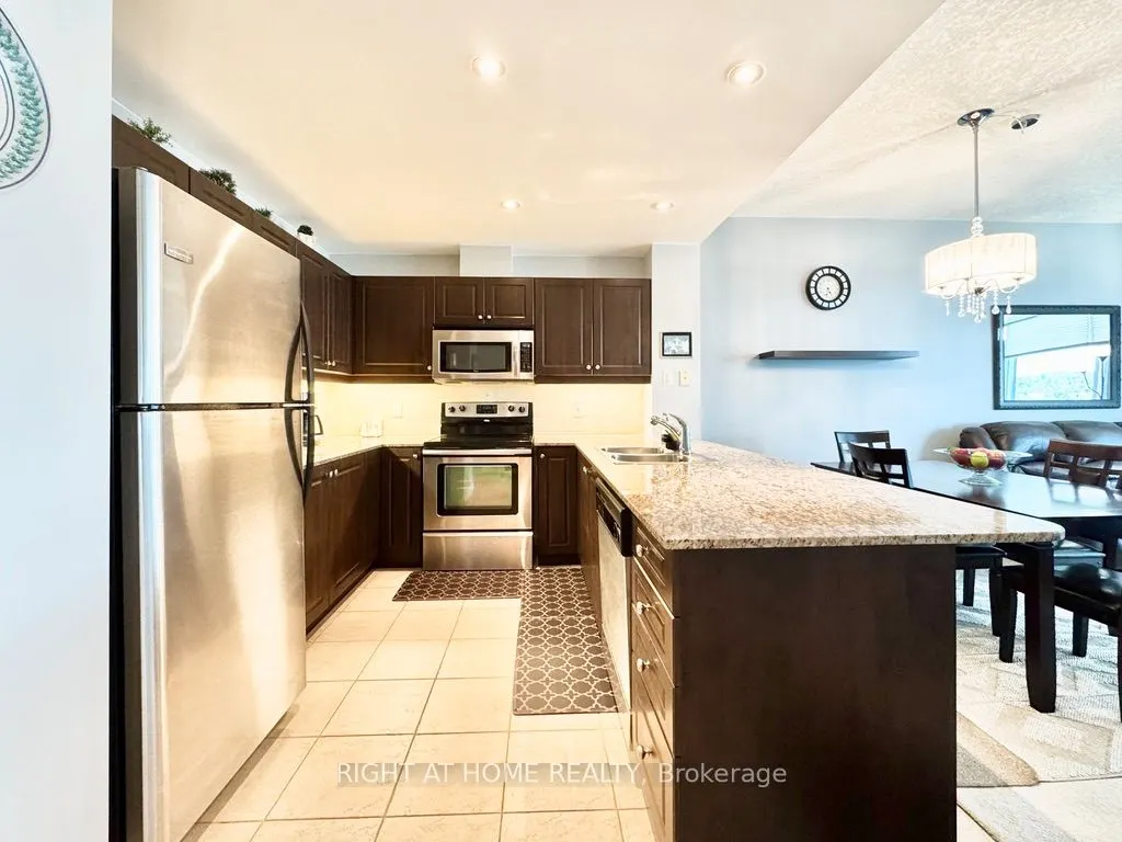 37 Ellen Street, #703