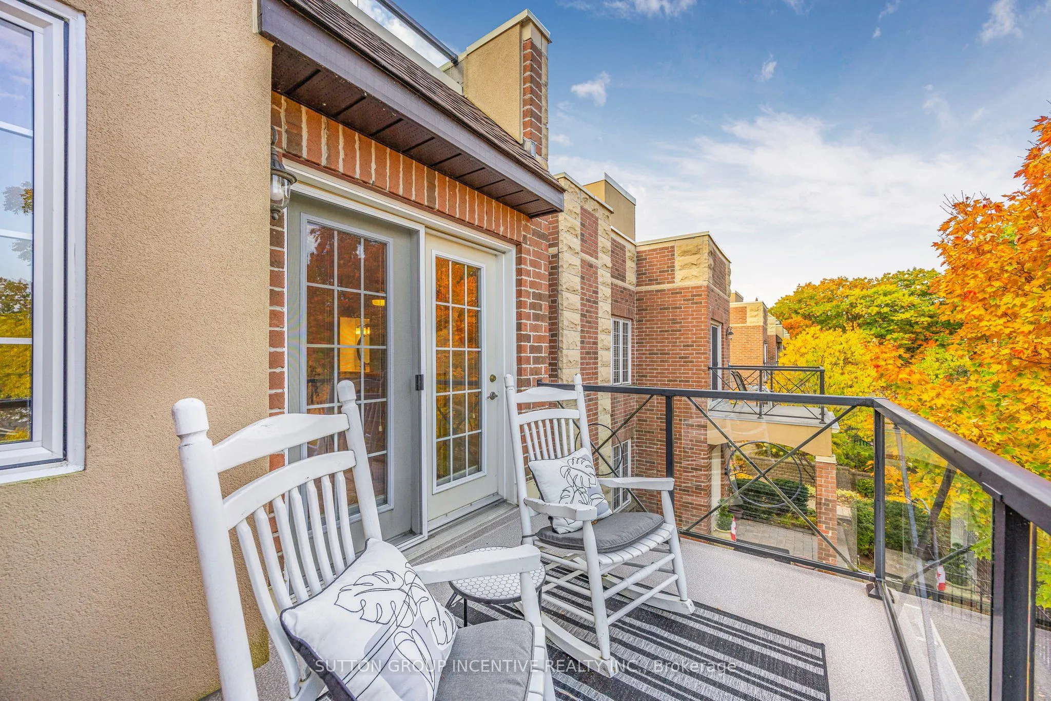 19 White Oaks Road, #8