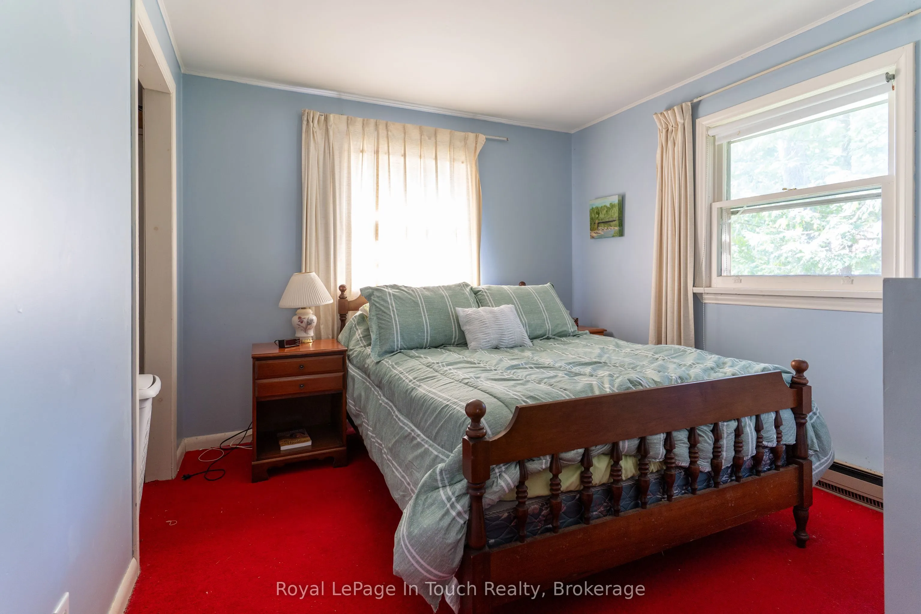 944 River Road E