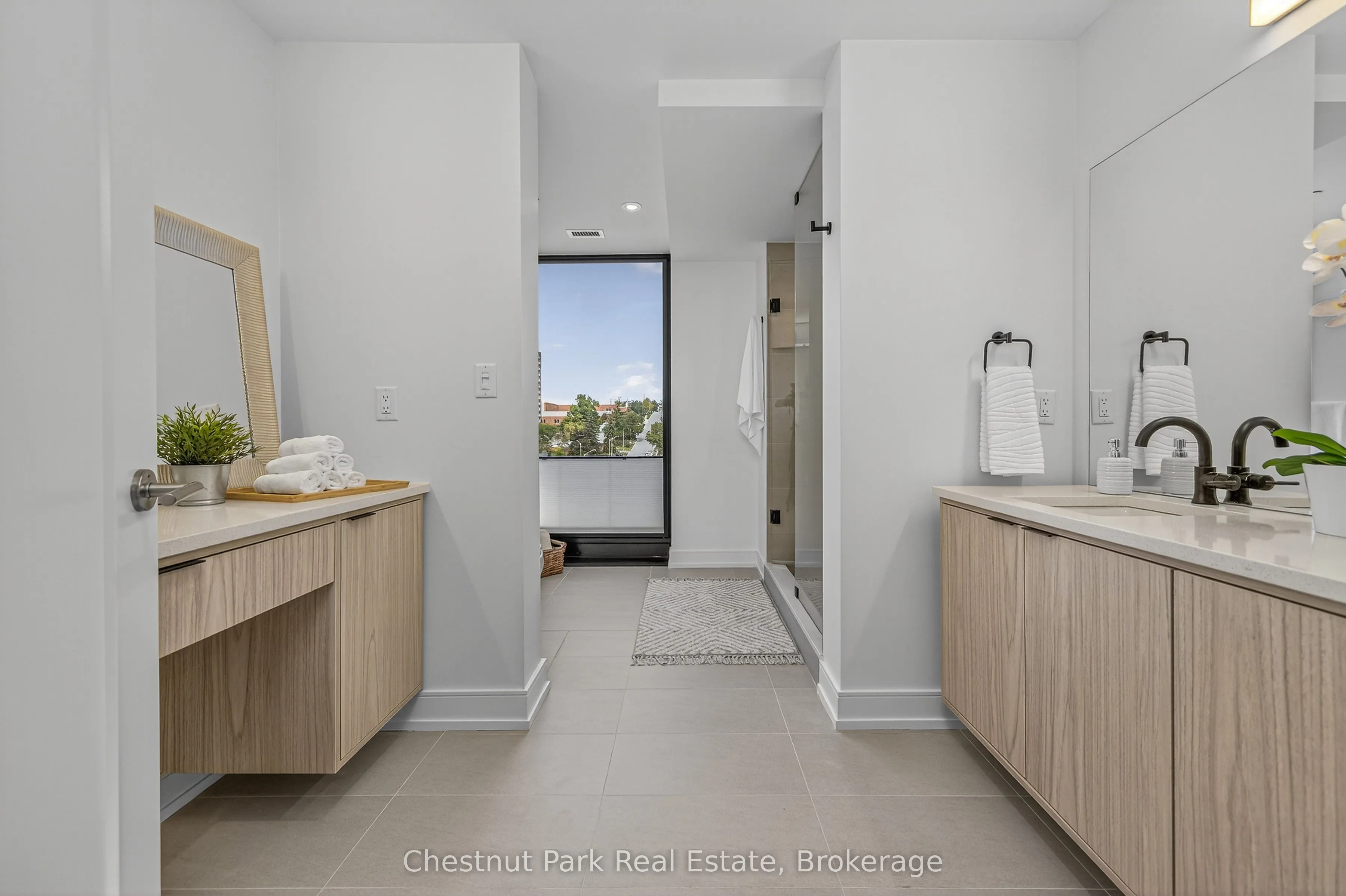 185 Dunlop Street E, #823