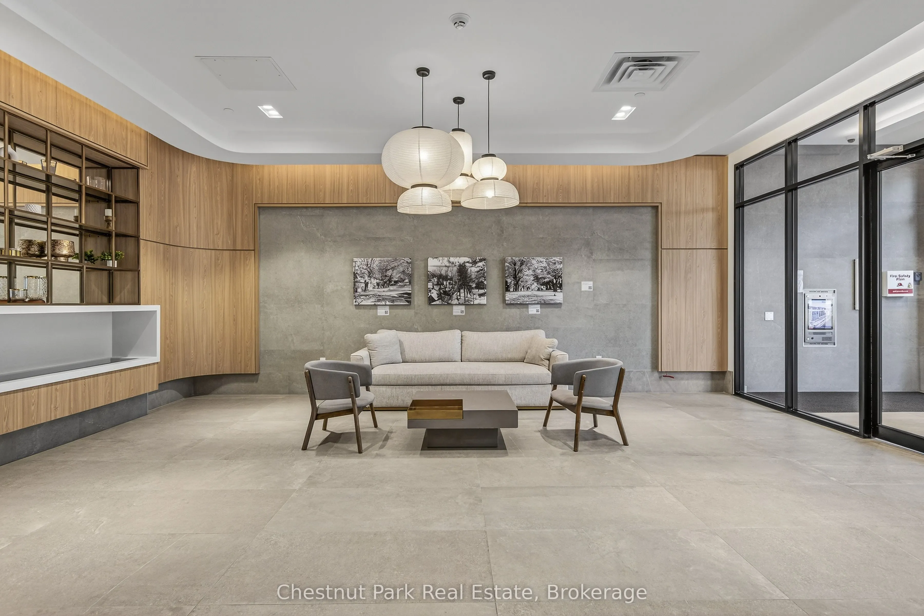 185 Dunlop Street E, #823