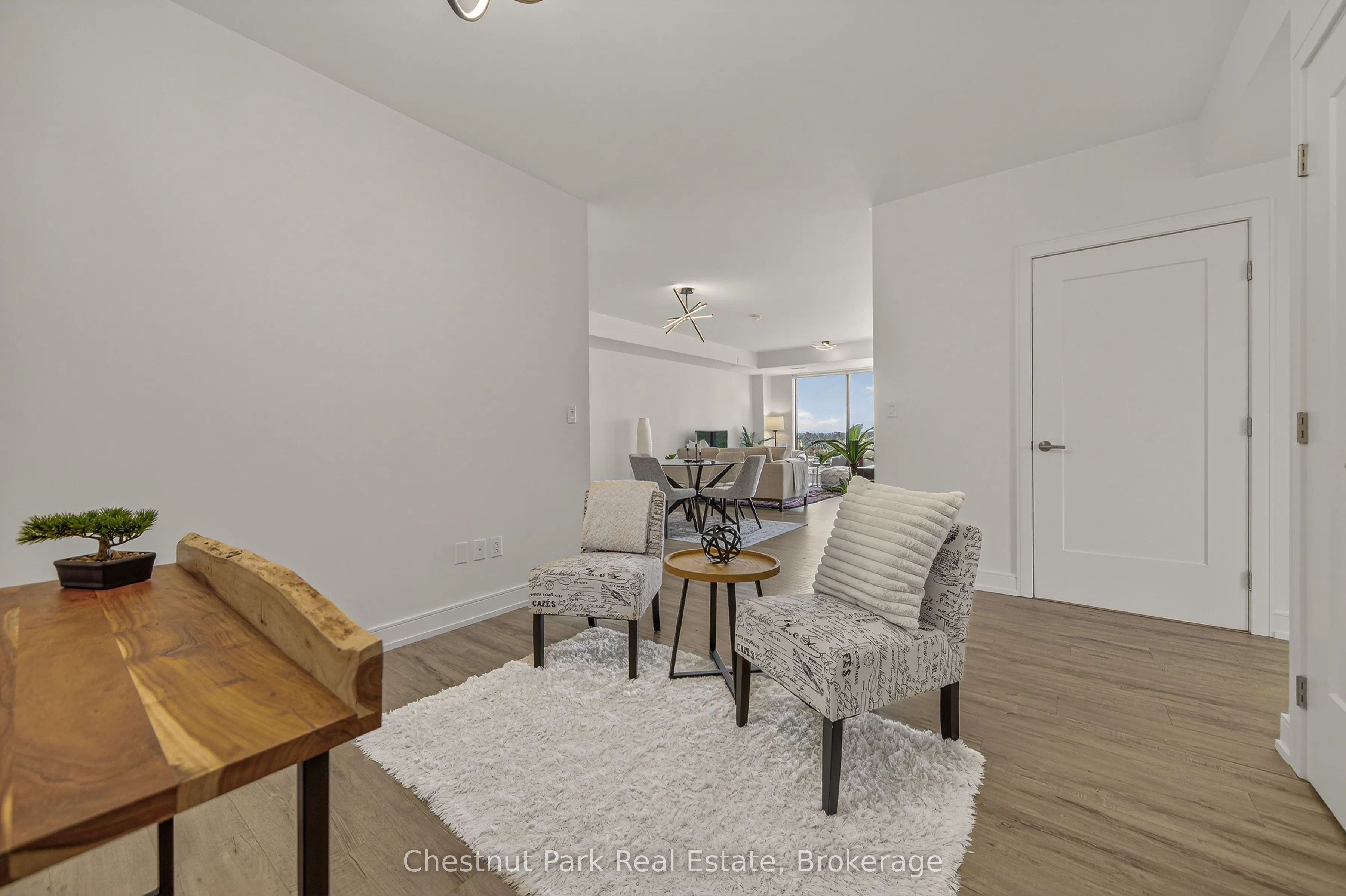 185 Dunlop Street E, #823