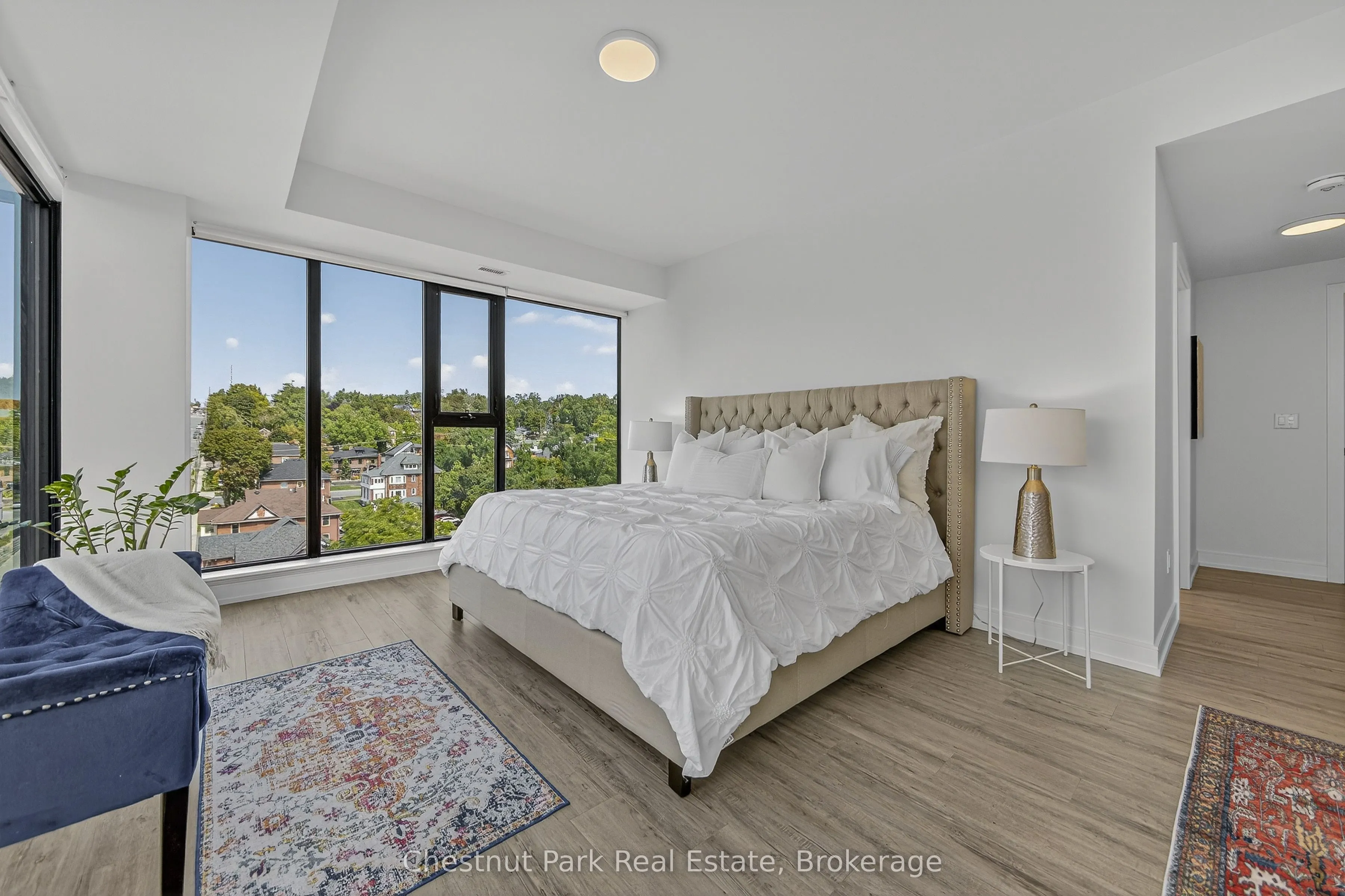 185 Dunlop Street E, #823