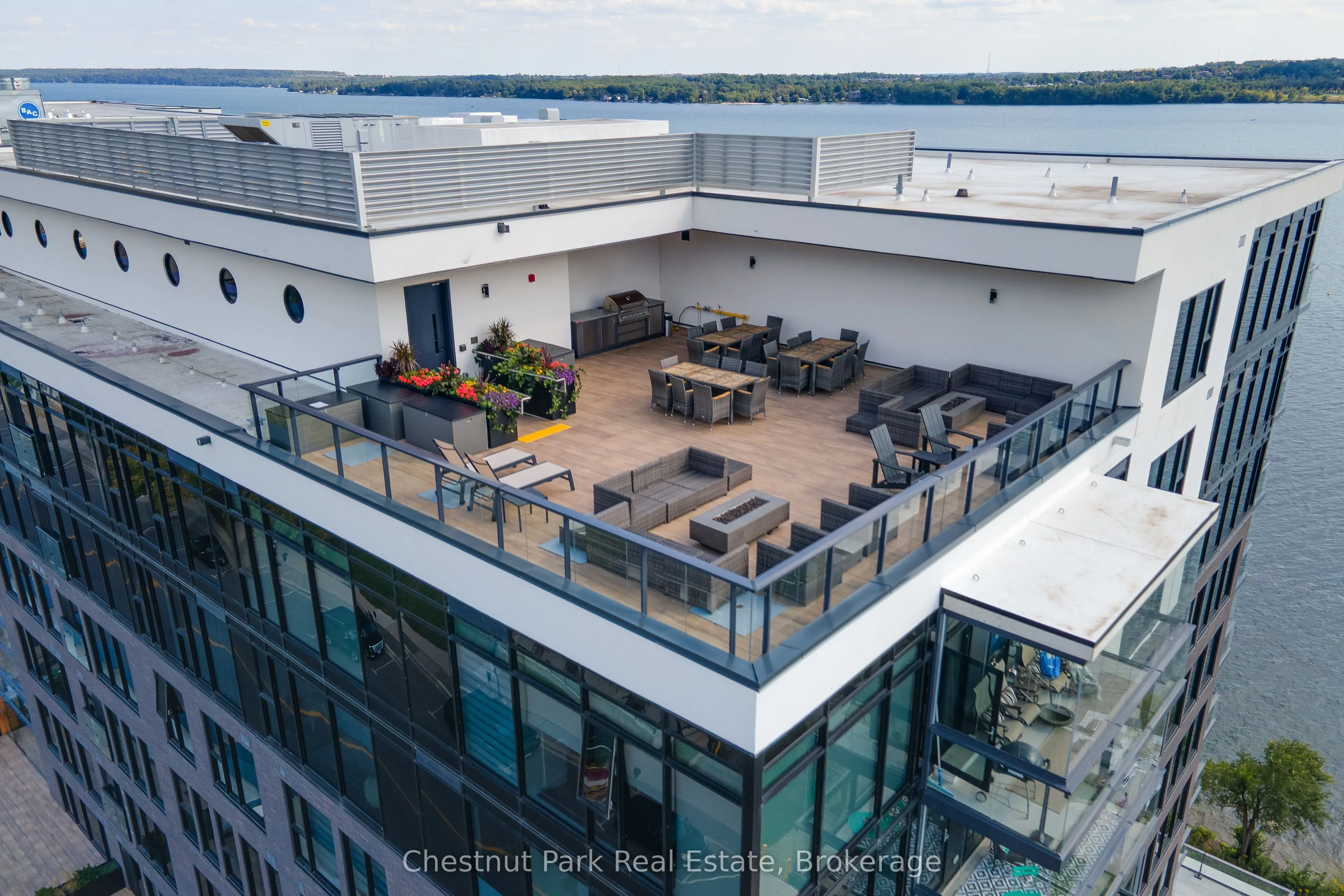 185 Dunlop Street E, #823