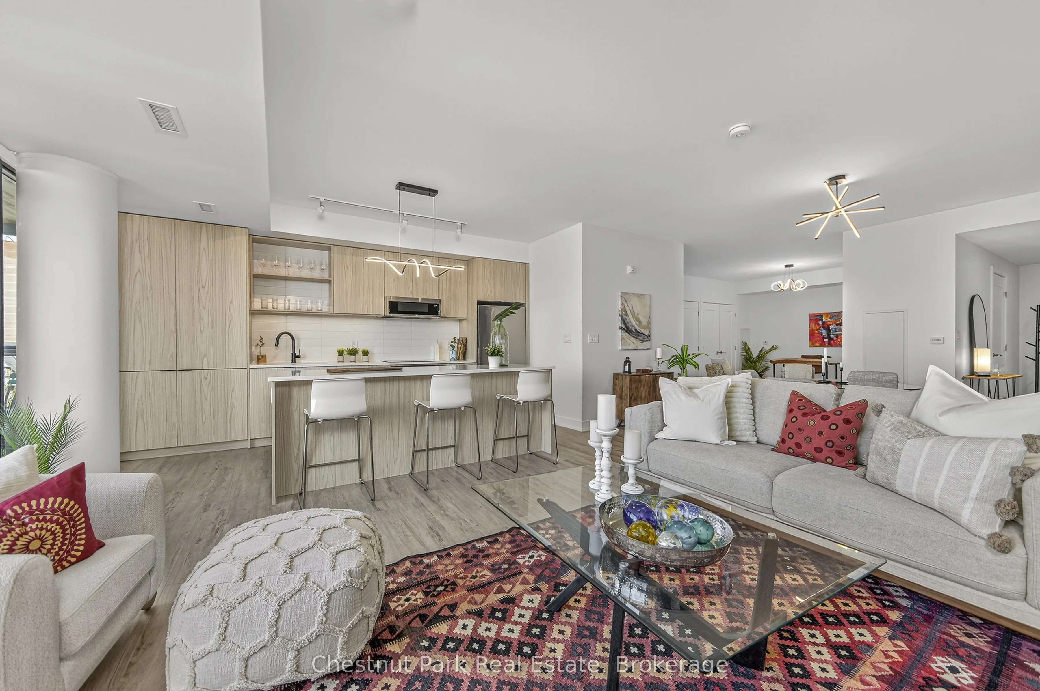 185 Dunlop Street E, #823