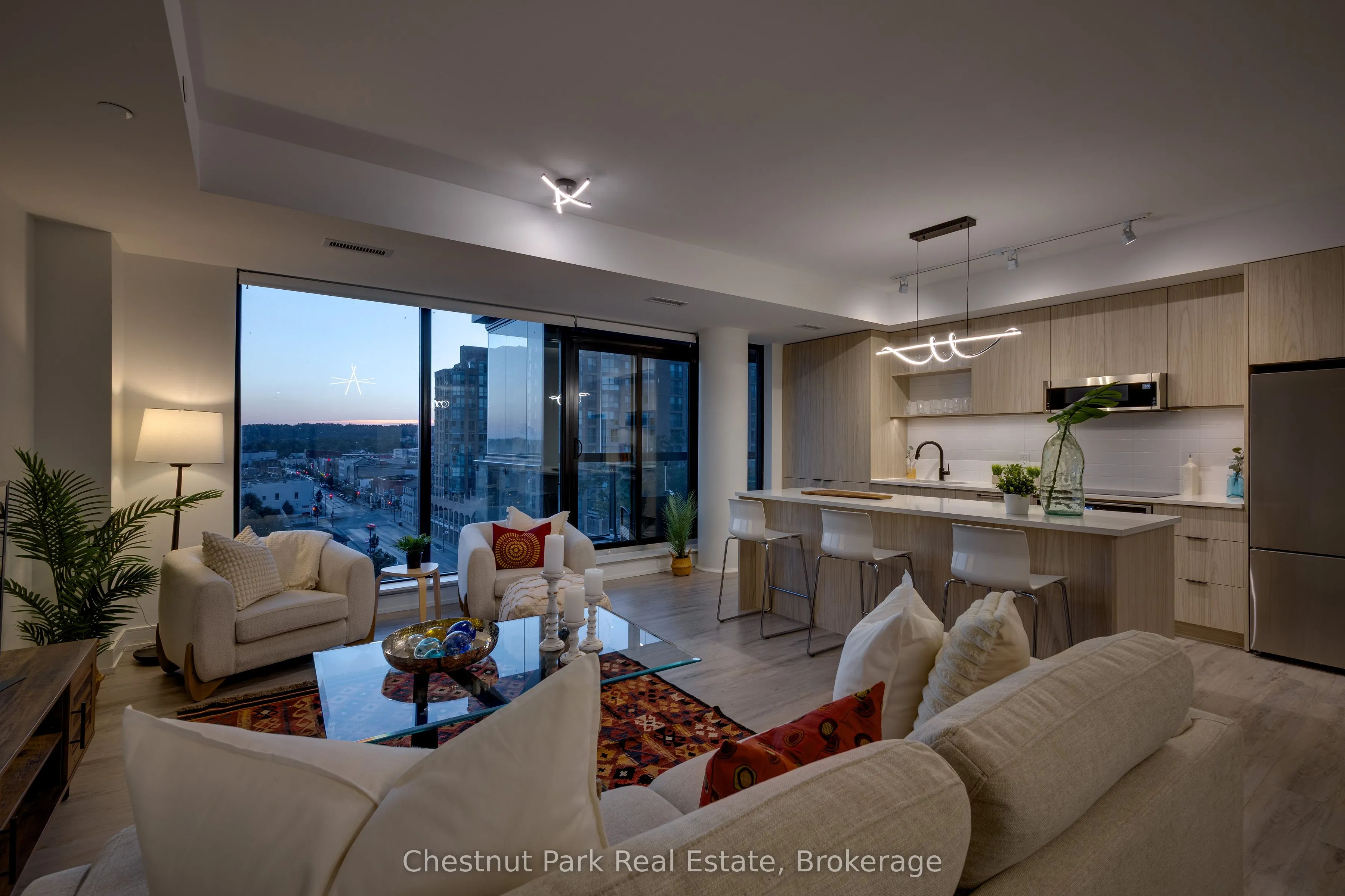 185 Dunlop Street E, #823