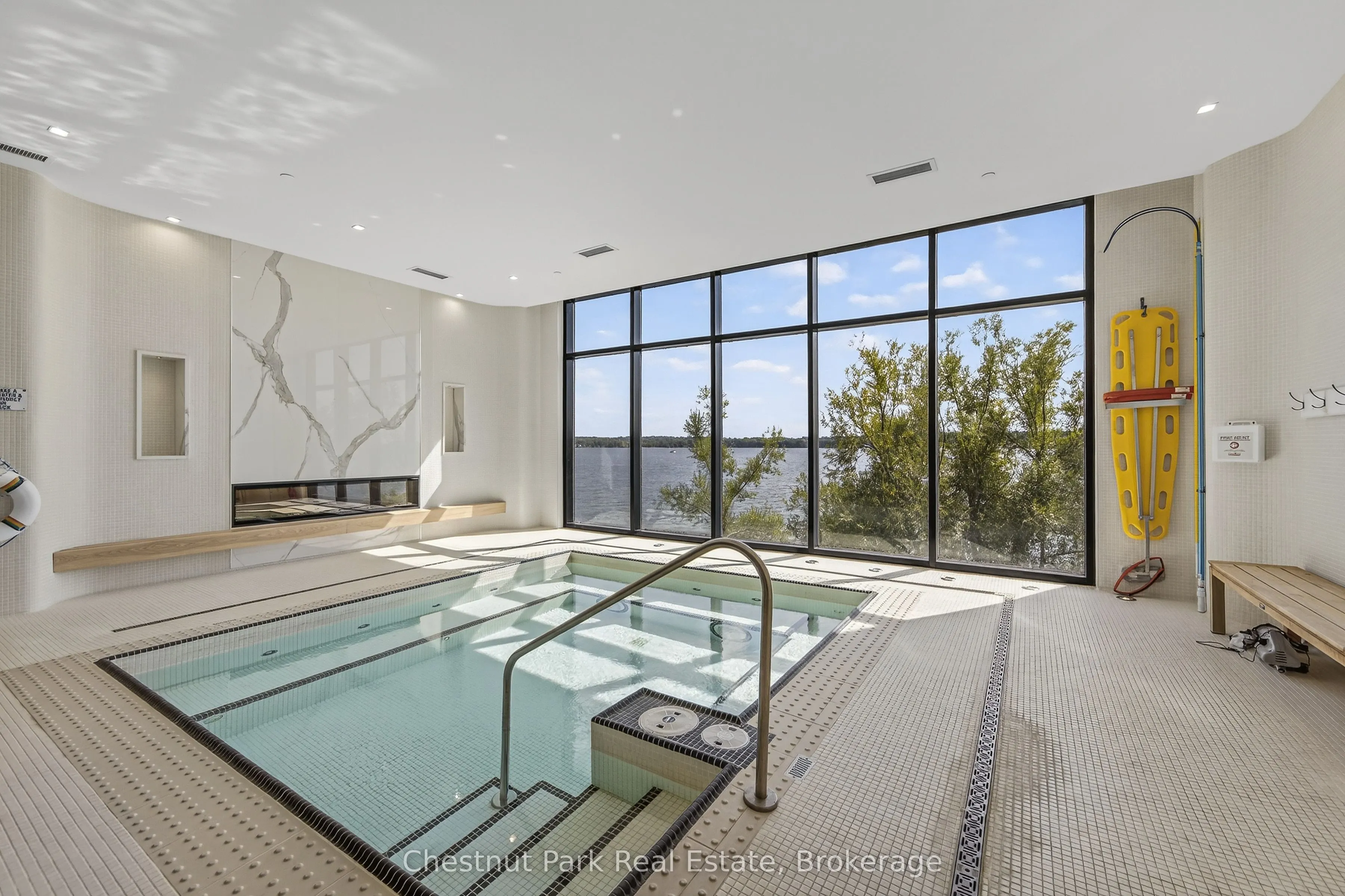 185 Dunlop Street E, #823