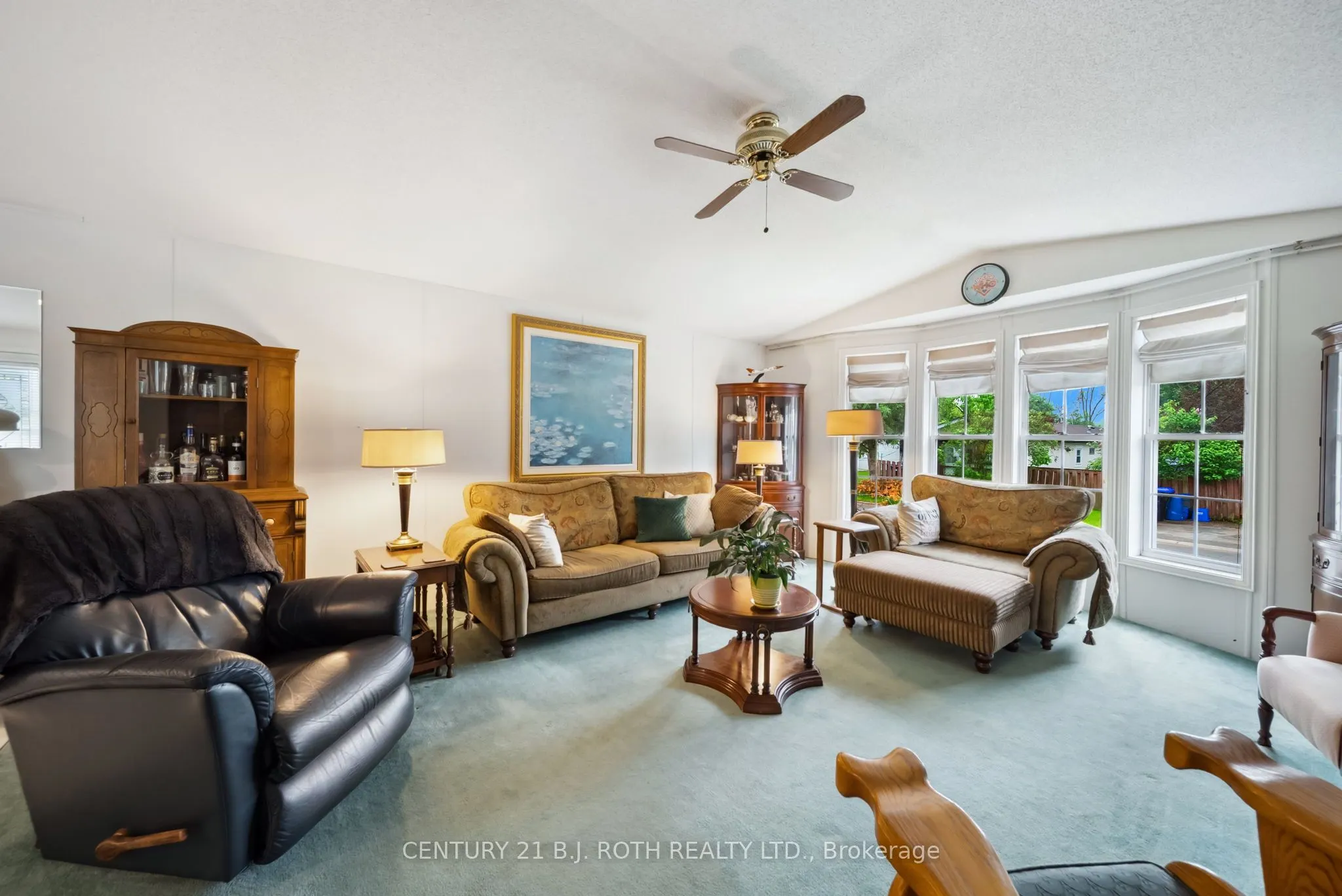 4117 Ash Crescent