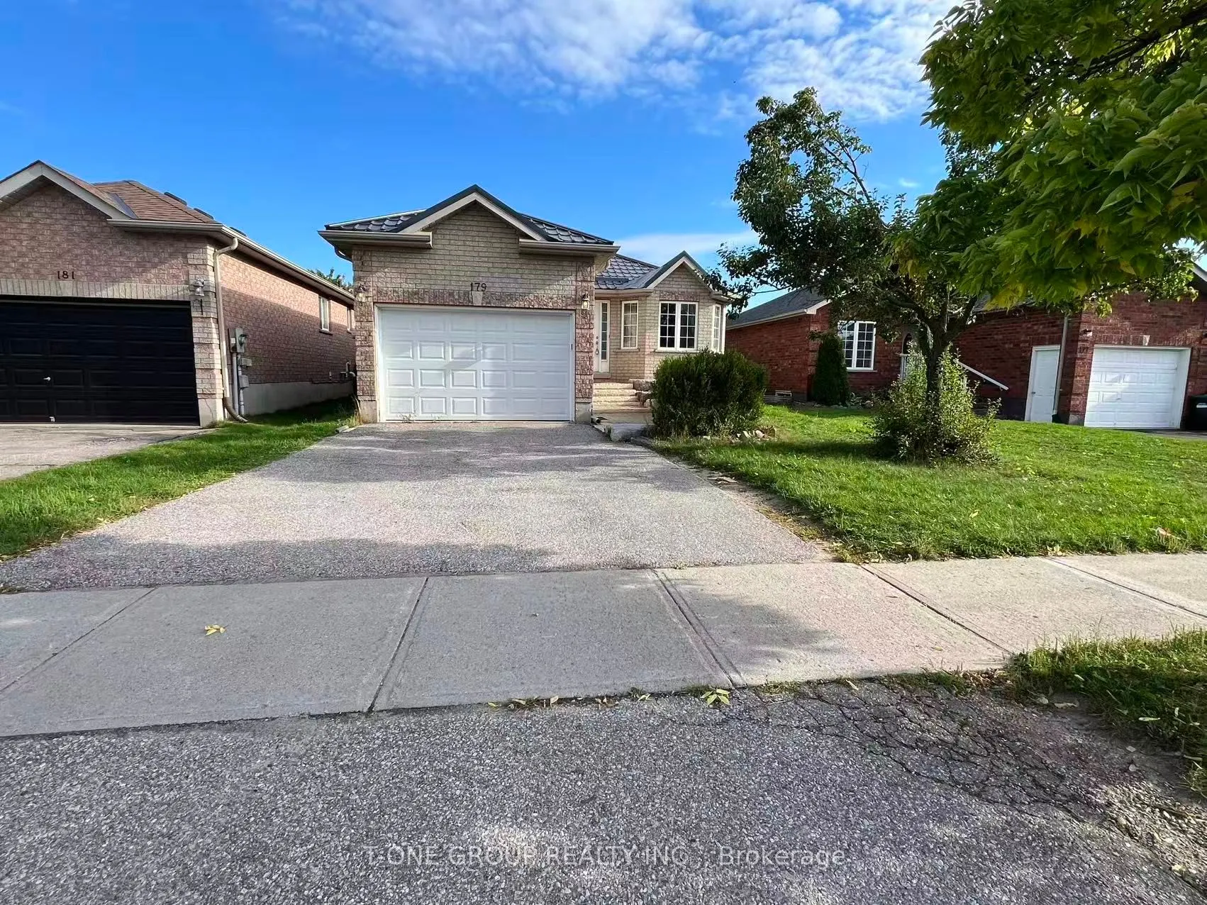 179 Hanmer Street E, #Upper