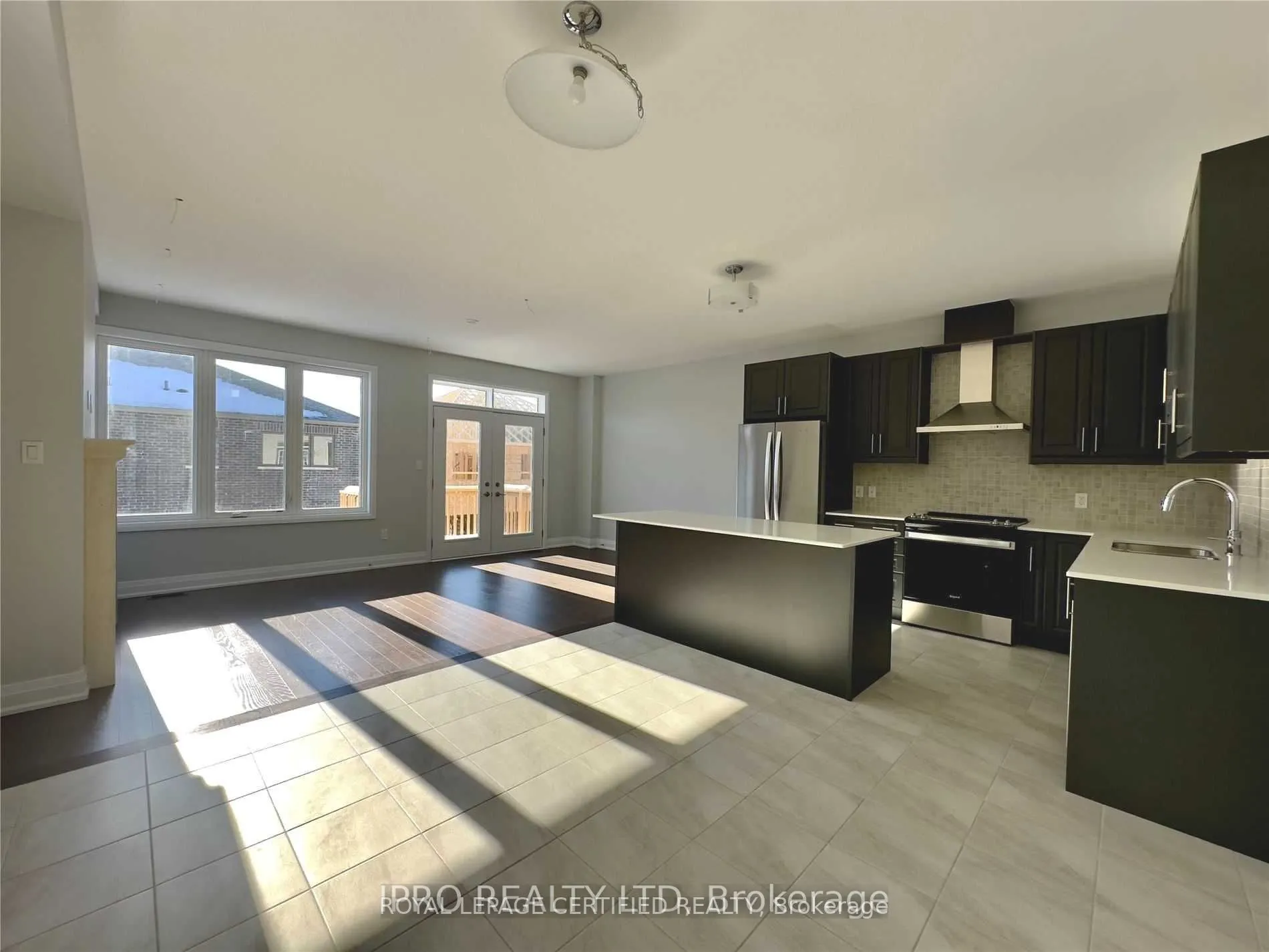 30 Periwinkle Road W