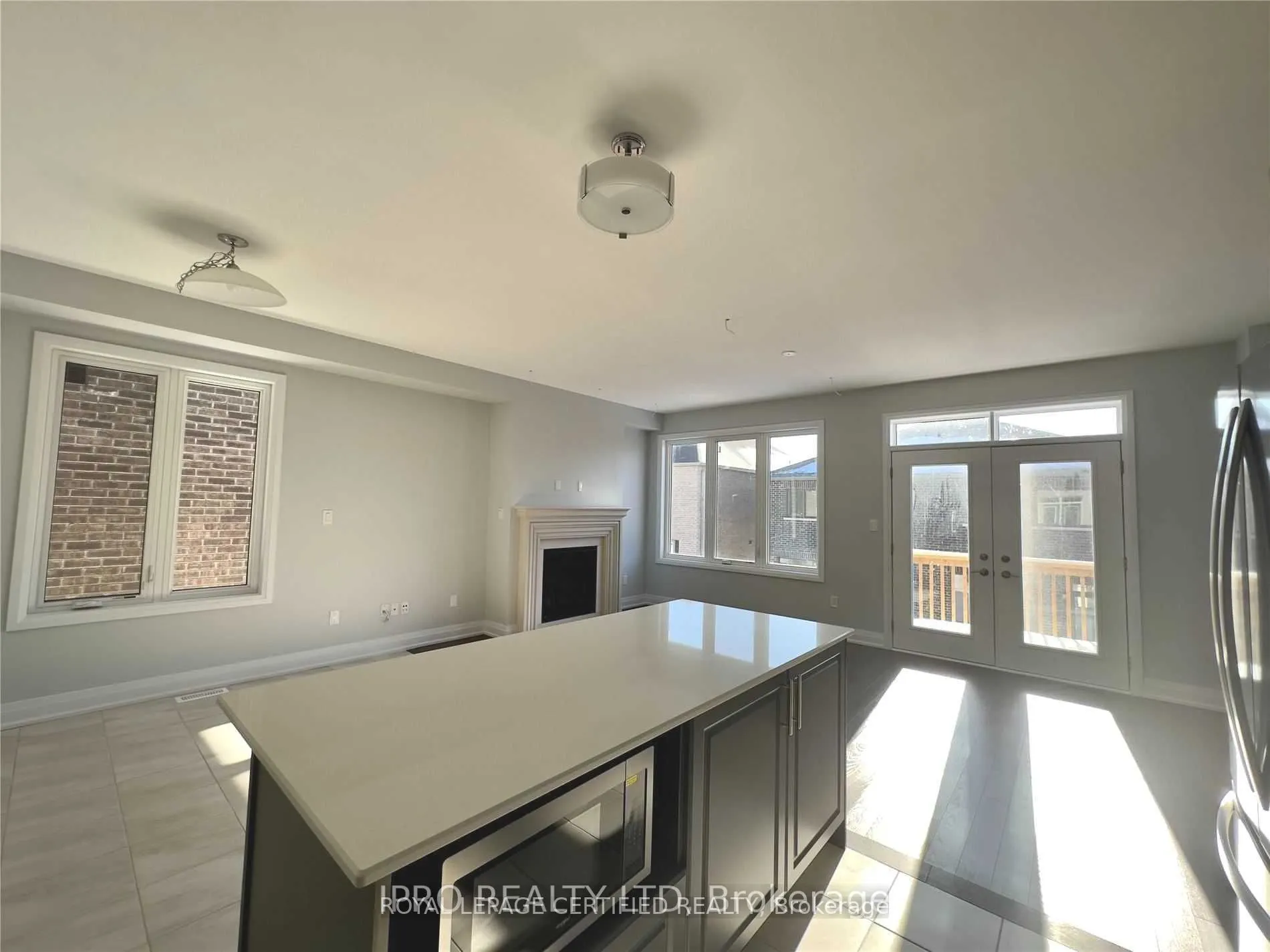 30 Periwinkle Road W