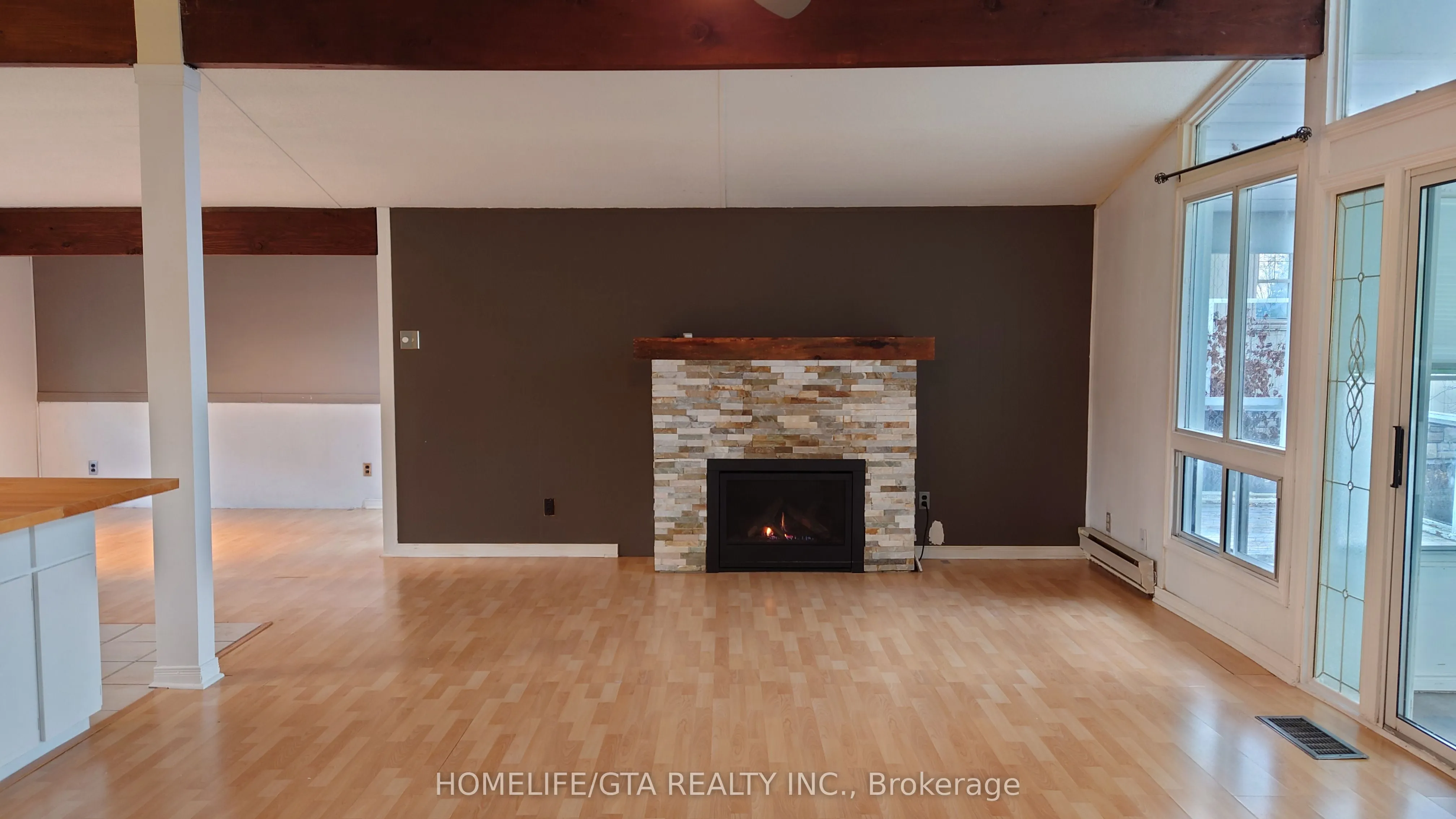 4 Pinetree Court
