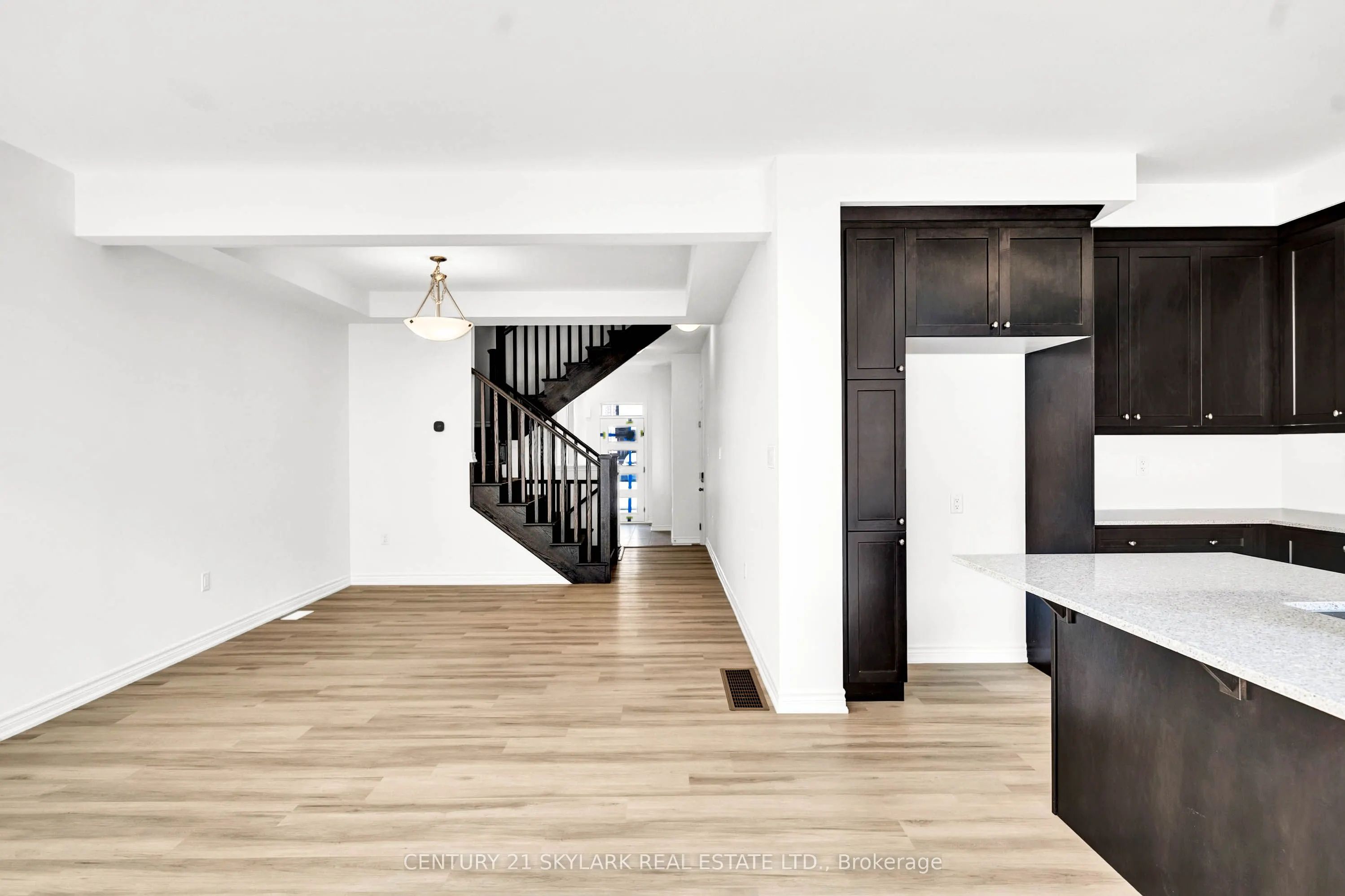 13 Vinewood Crescent