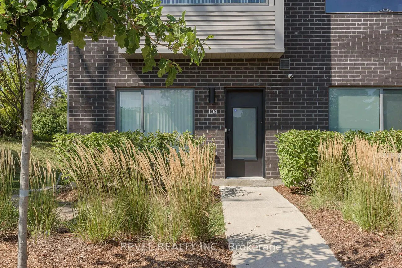 369 Essa Road, #104