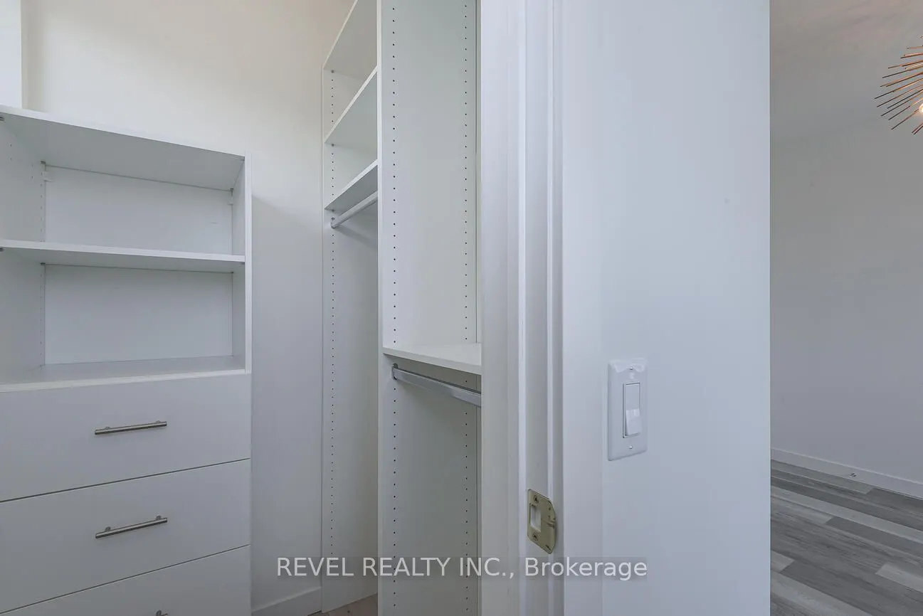 369 Essa Road, #104
