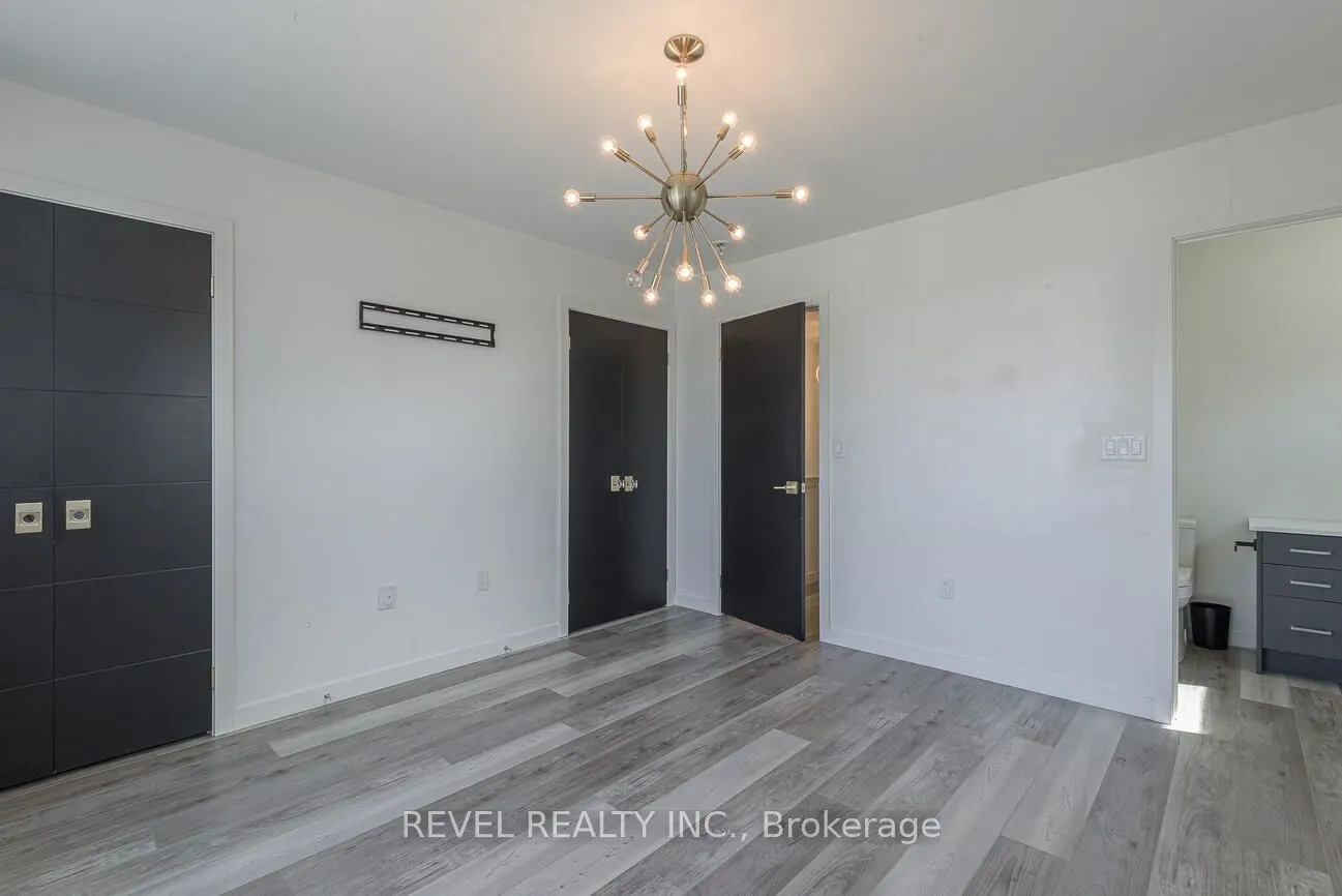 369 Essa Road, #104