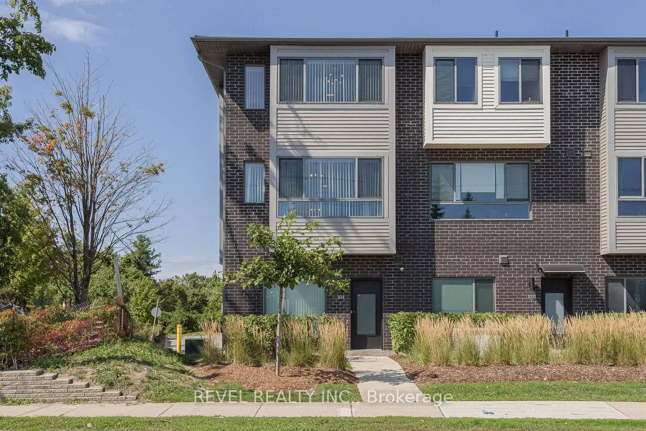 369 Essa Road, #104