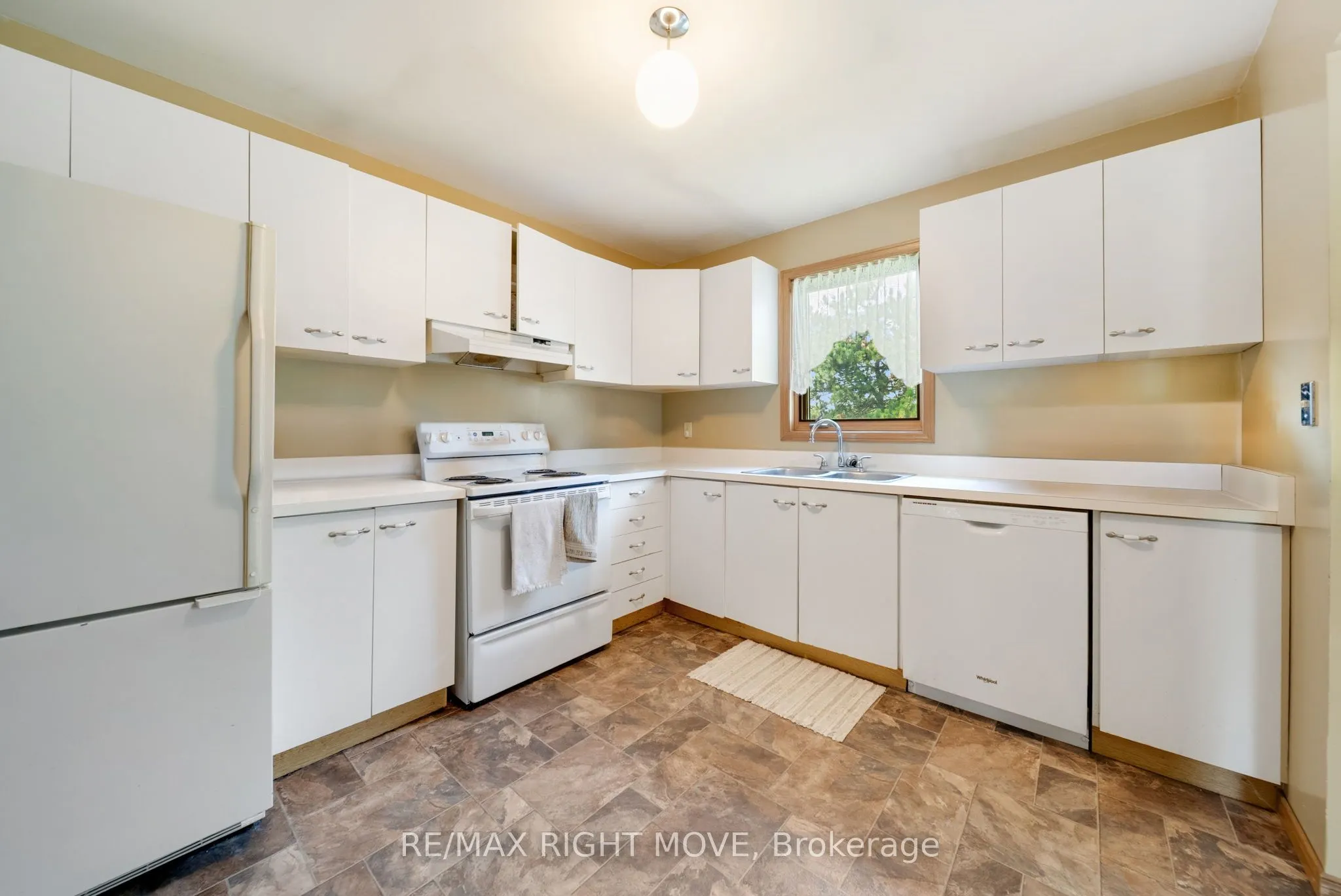10 Dancy Drive