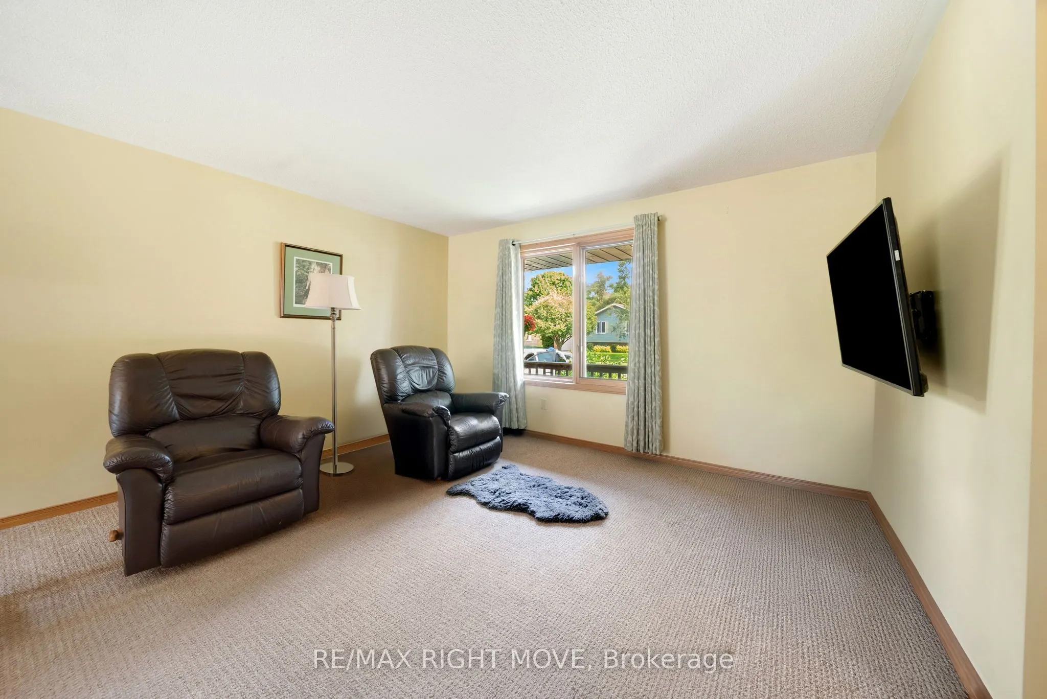 10 Dancy Drive