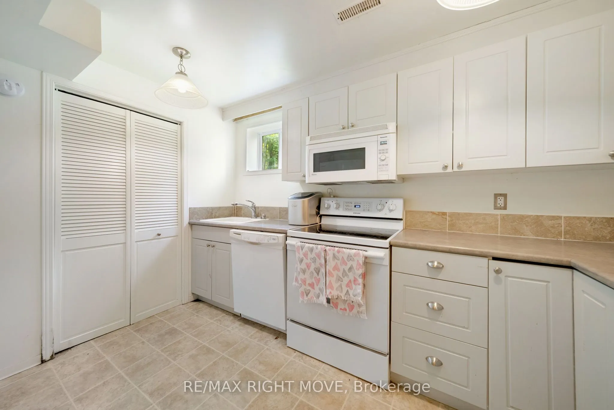 10 Dancy Drive
