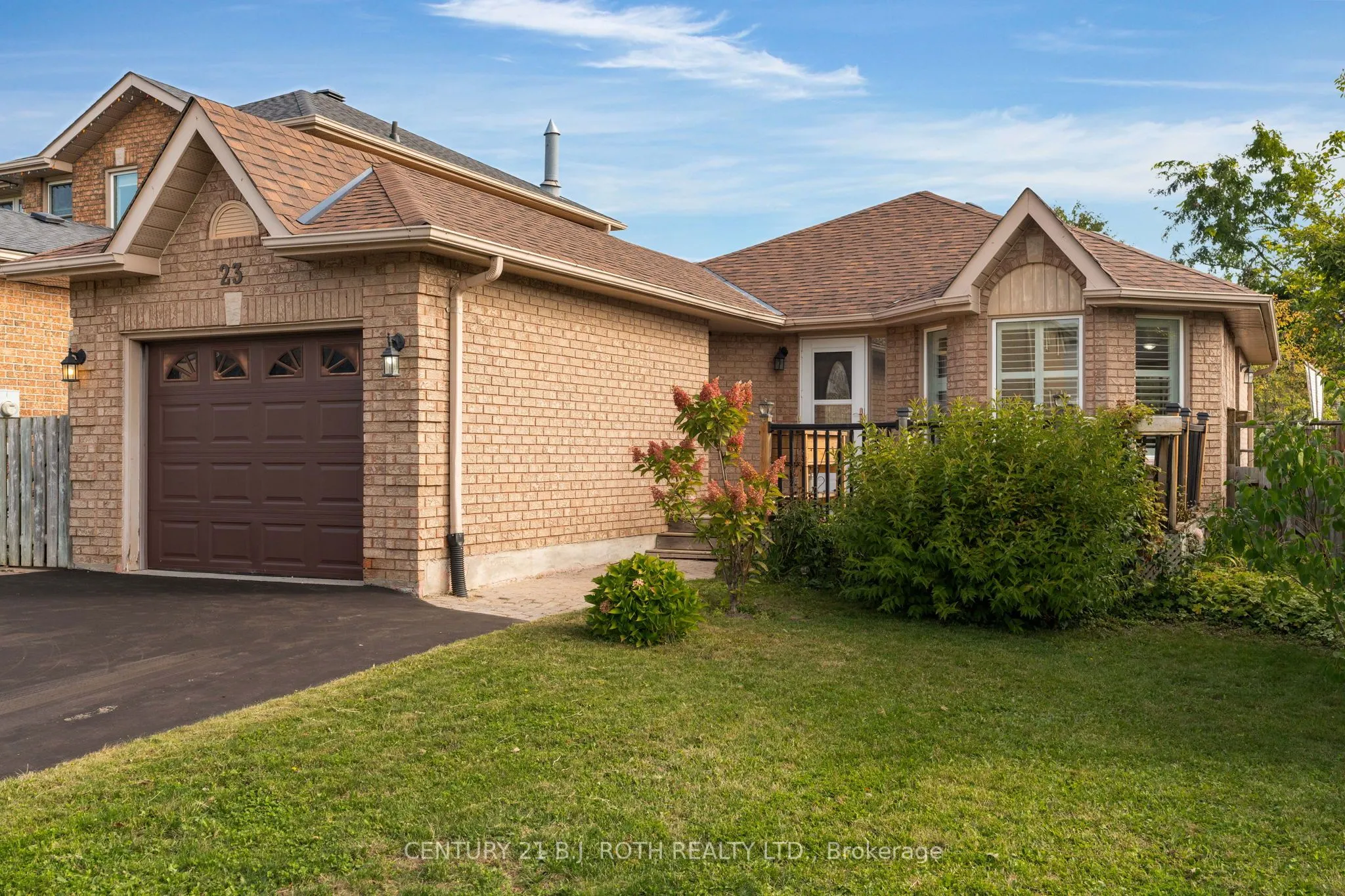 23 Grasett Crescent