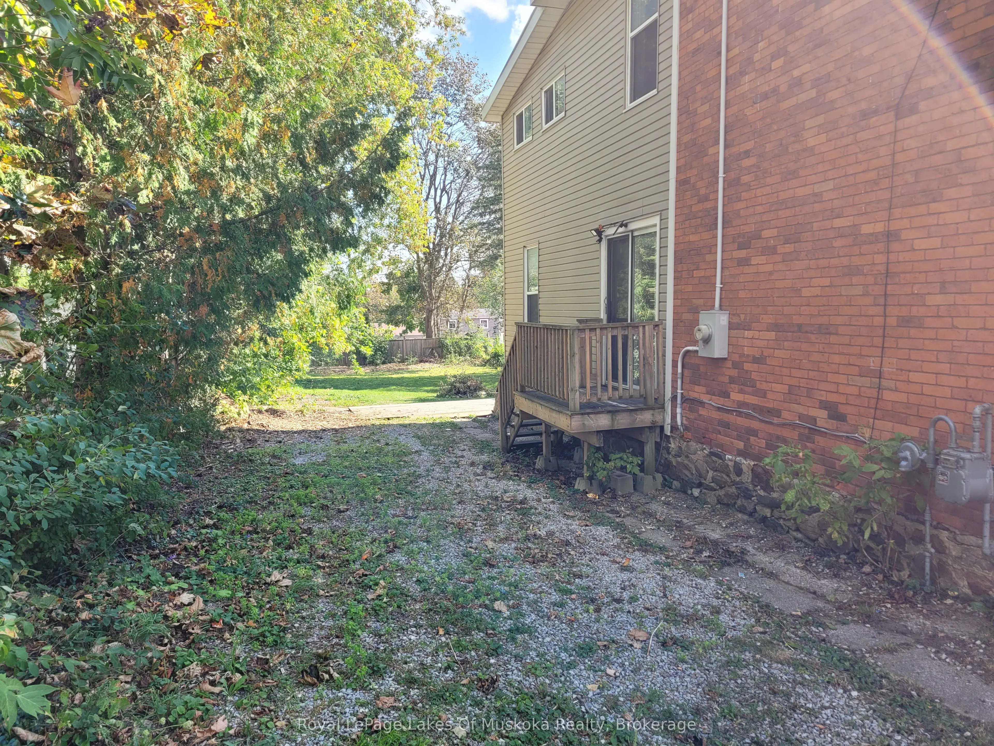 227 Nottawasaga Street