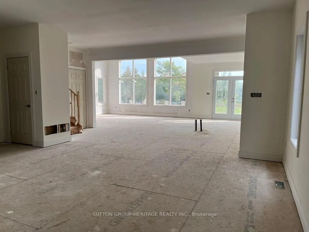 21 Rosy Beach Court