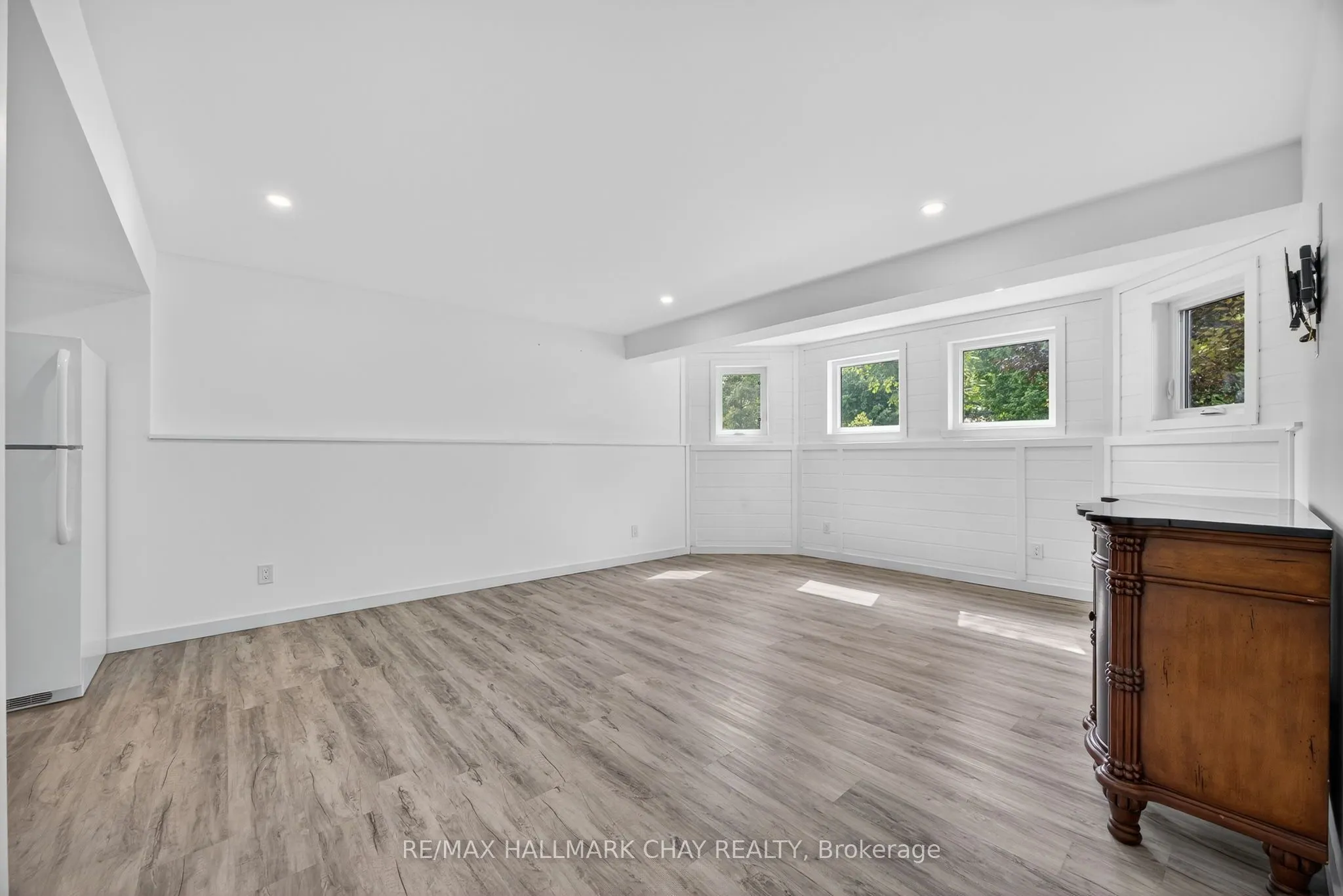 1777 George Johnston Road