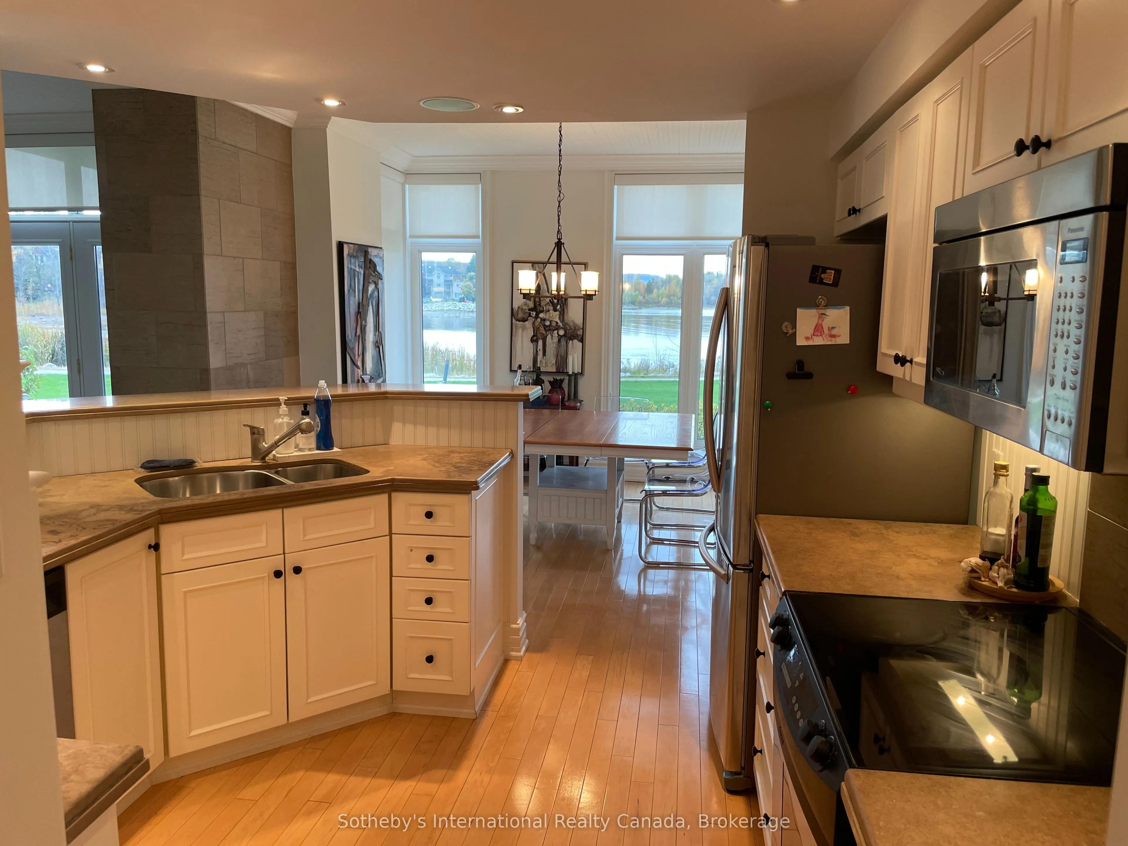 871 SUNCREST Circle, #3