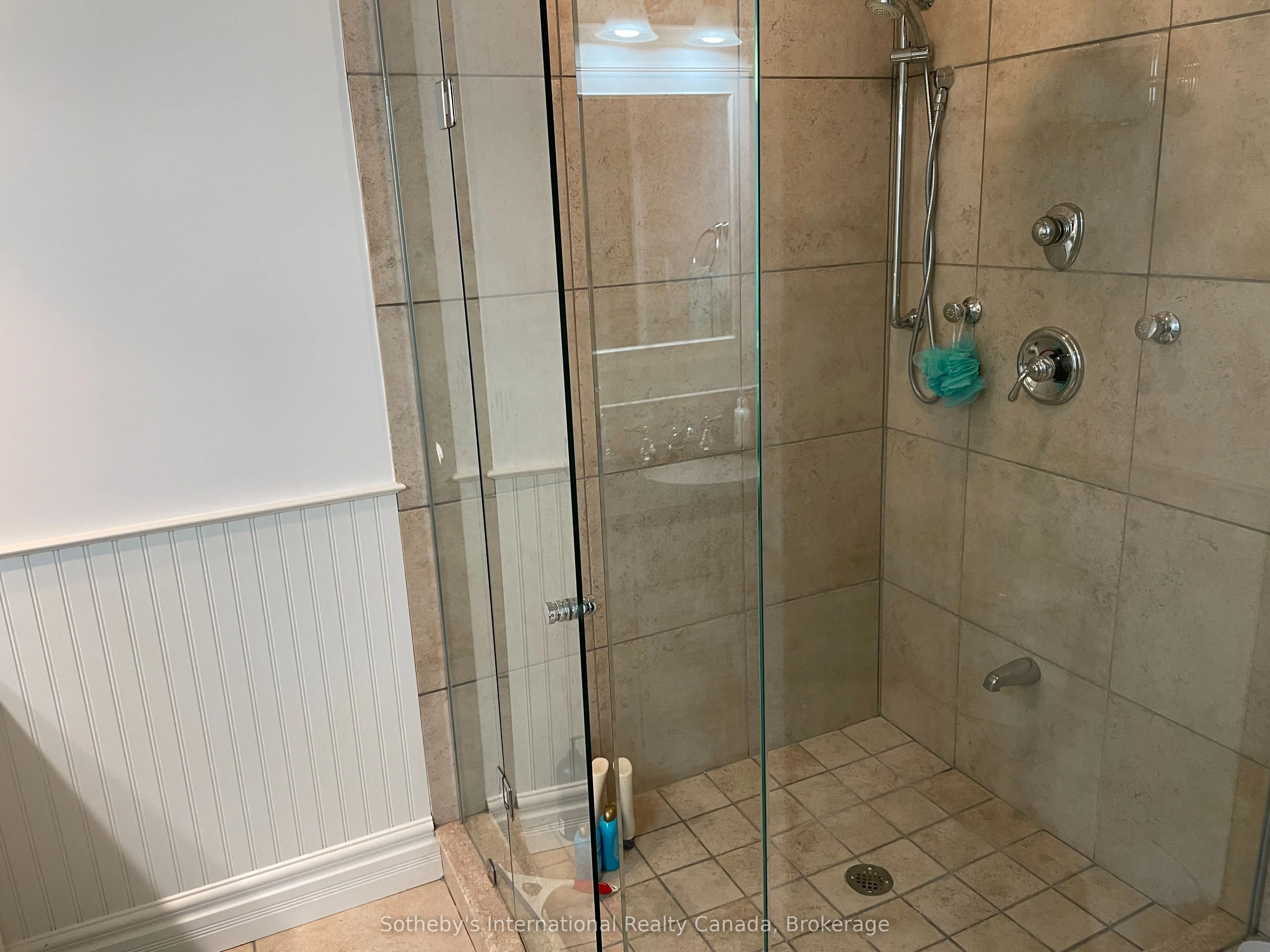 871 SUNCREST Circle, #3
