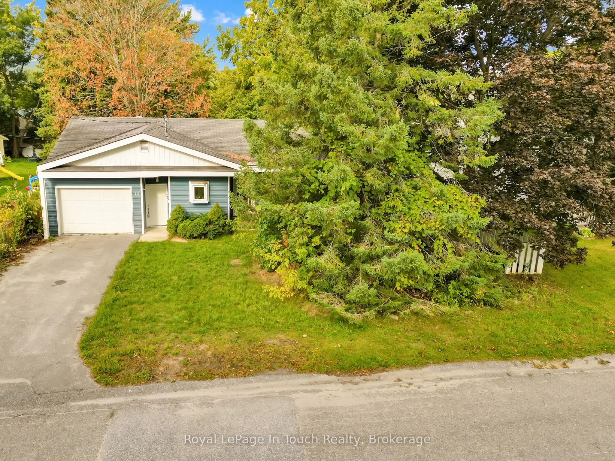 10 Leonard Avenue