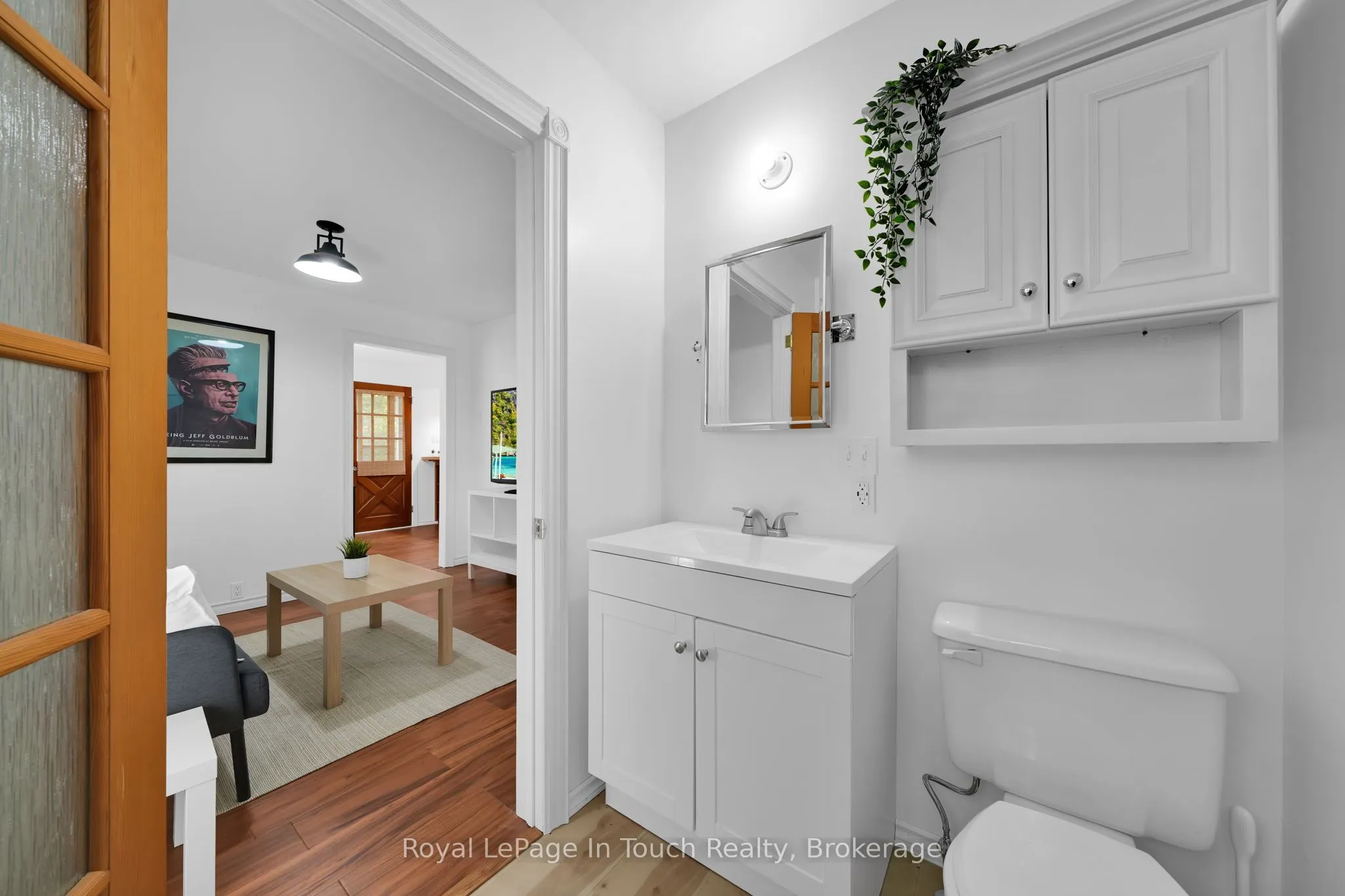 10 Leonard Avenue