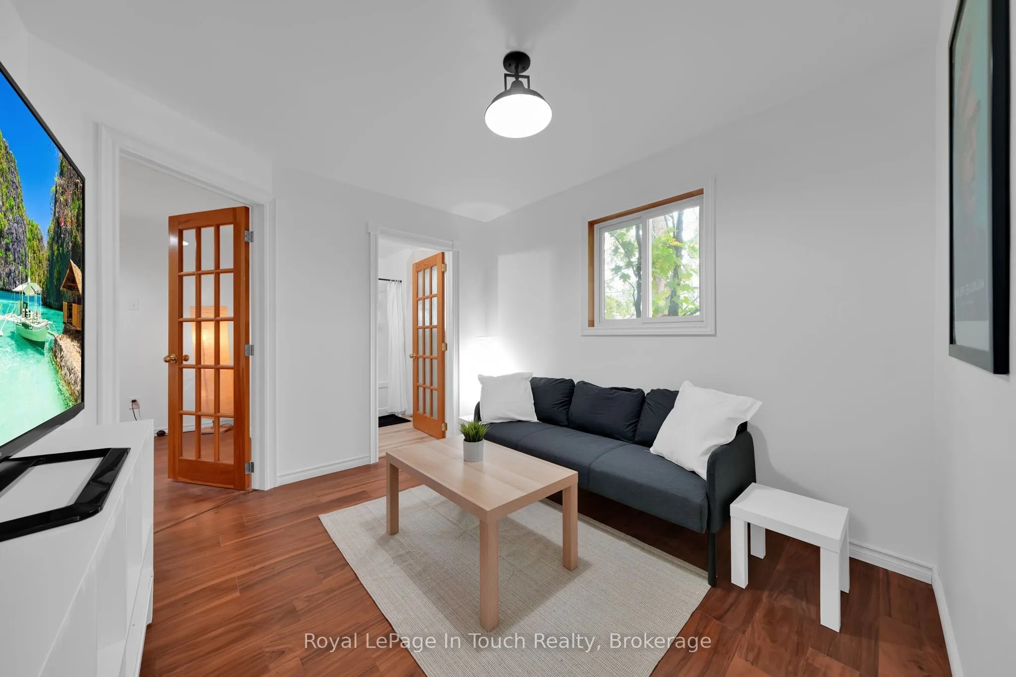 10 Leonard Avenue