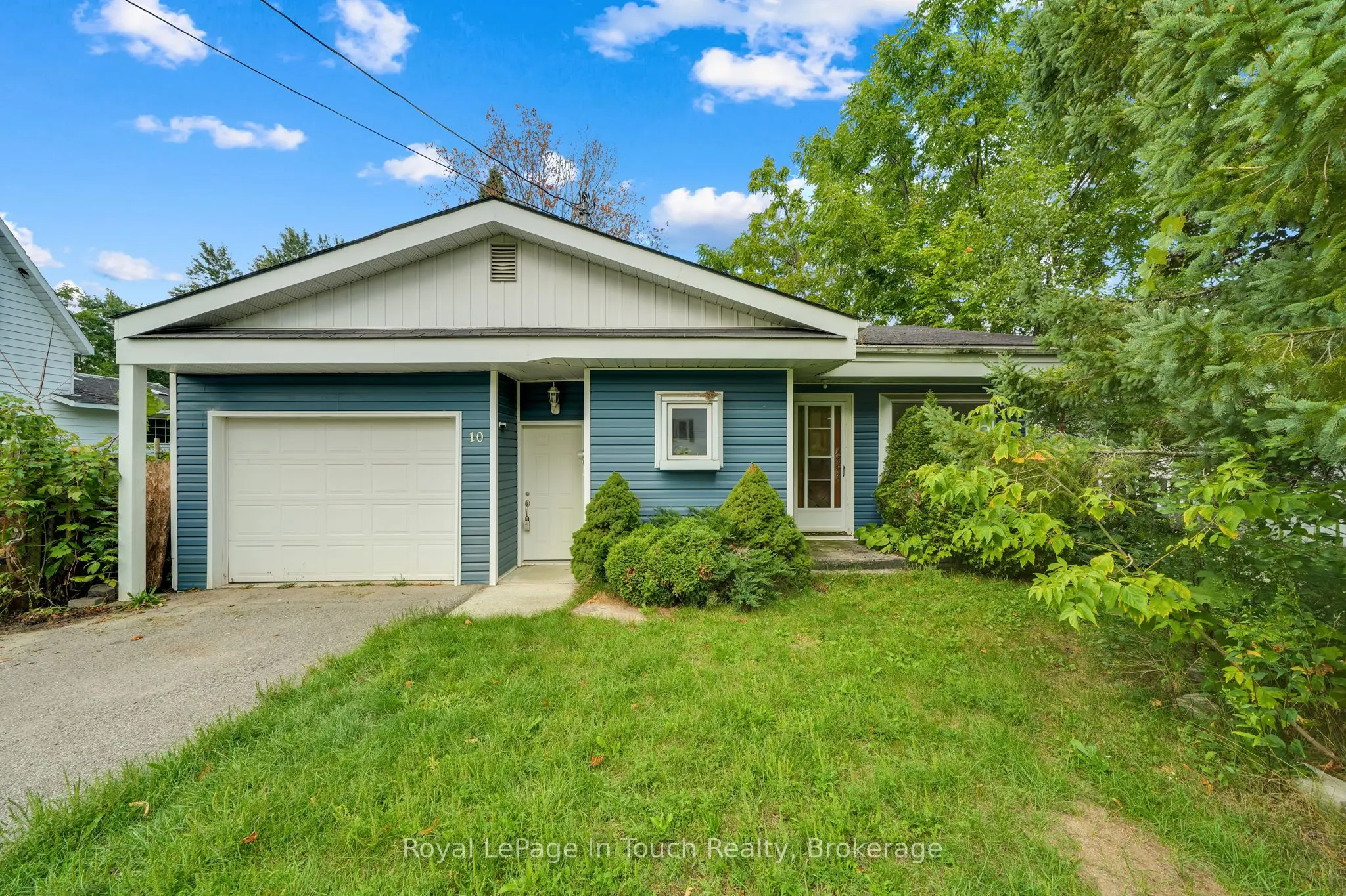 10 Leonard Avenue