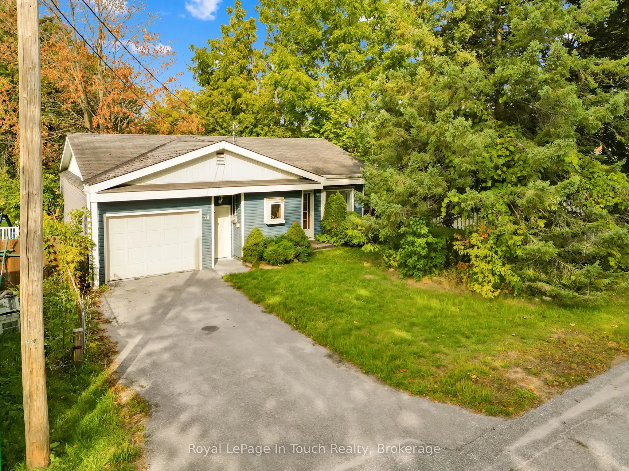 10 Leonard Avenue