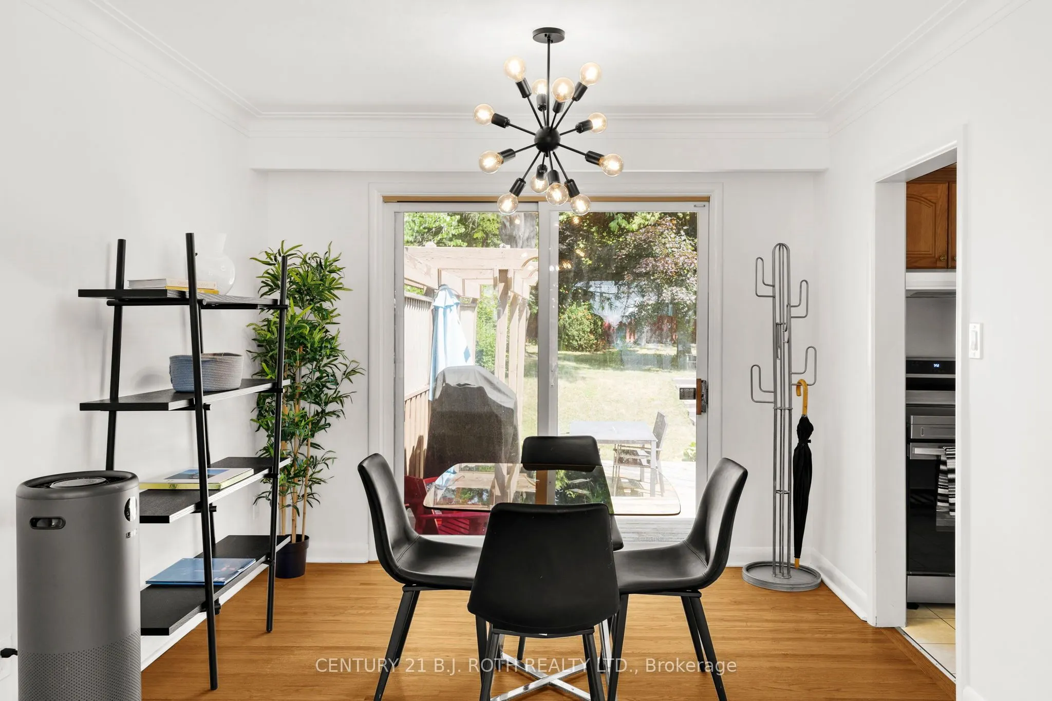 410 CODRINGTON Street