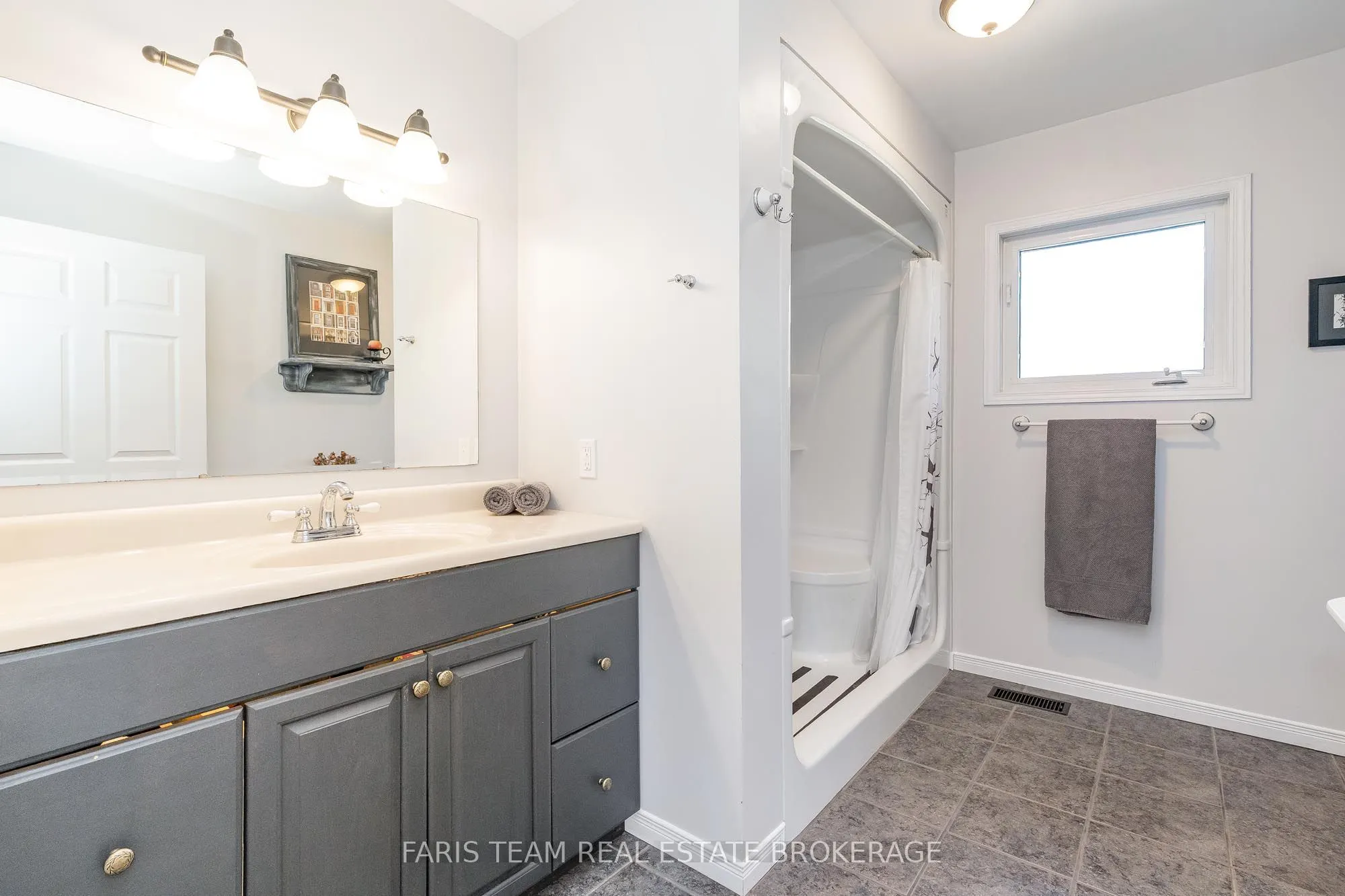 2243 Anderson Line