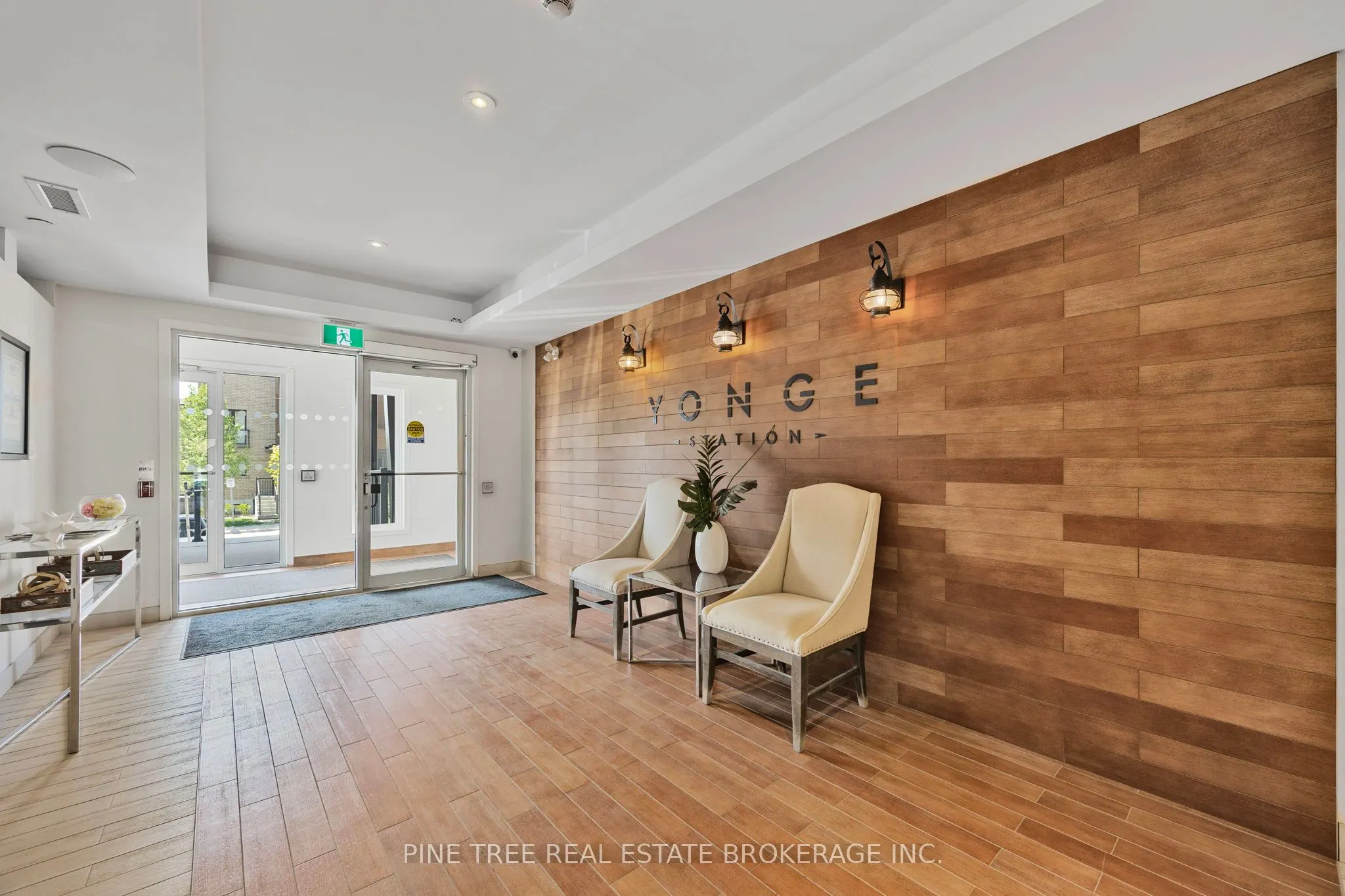 720 Yonge Street, #205