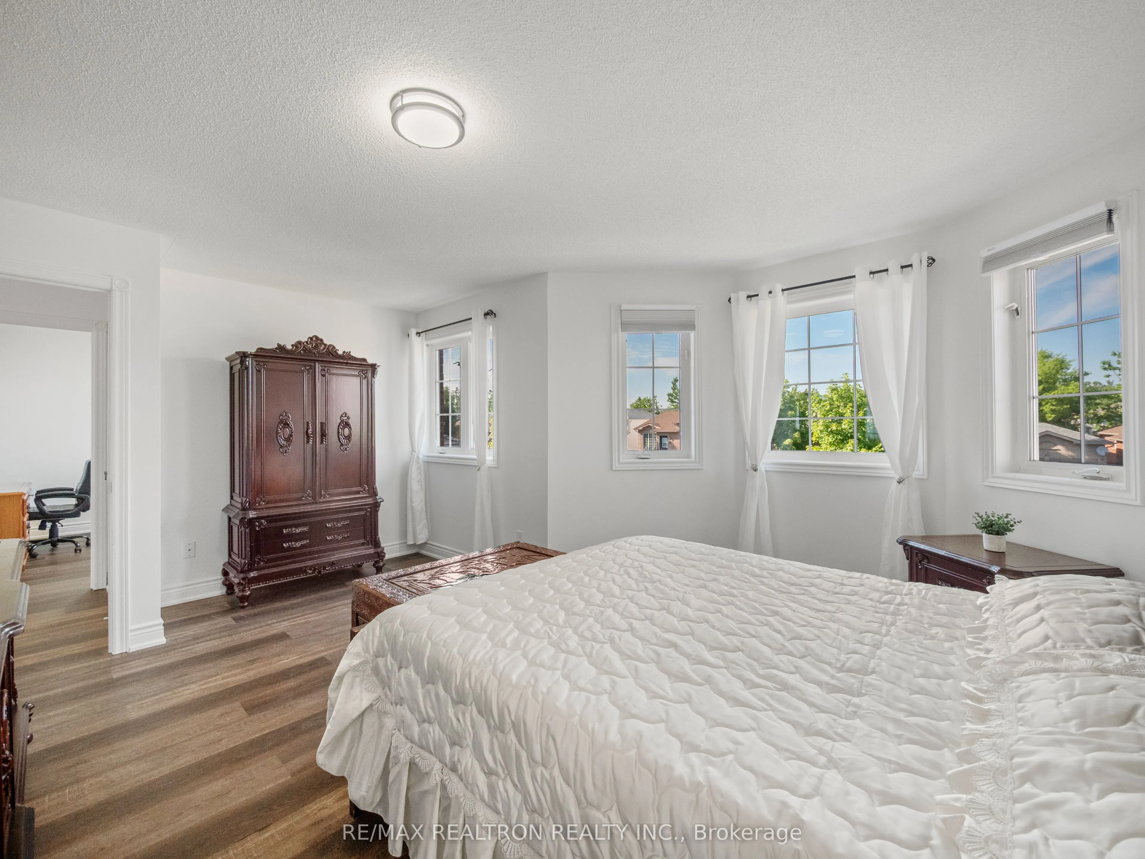 45 White Elm Road
