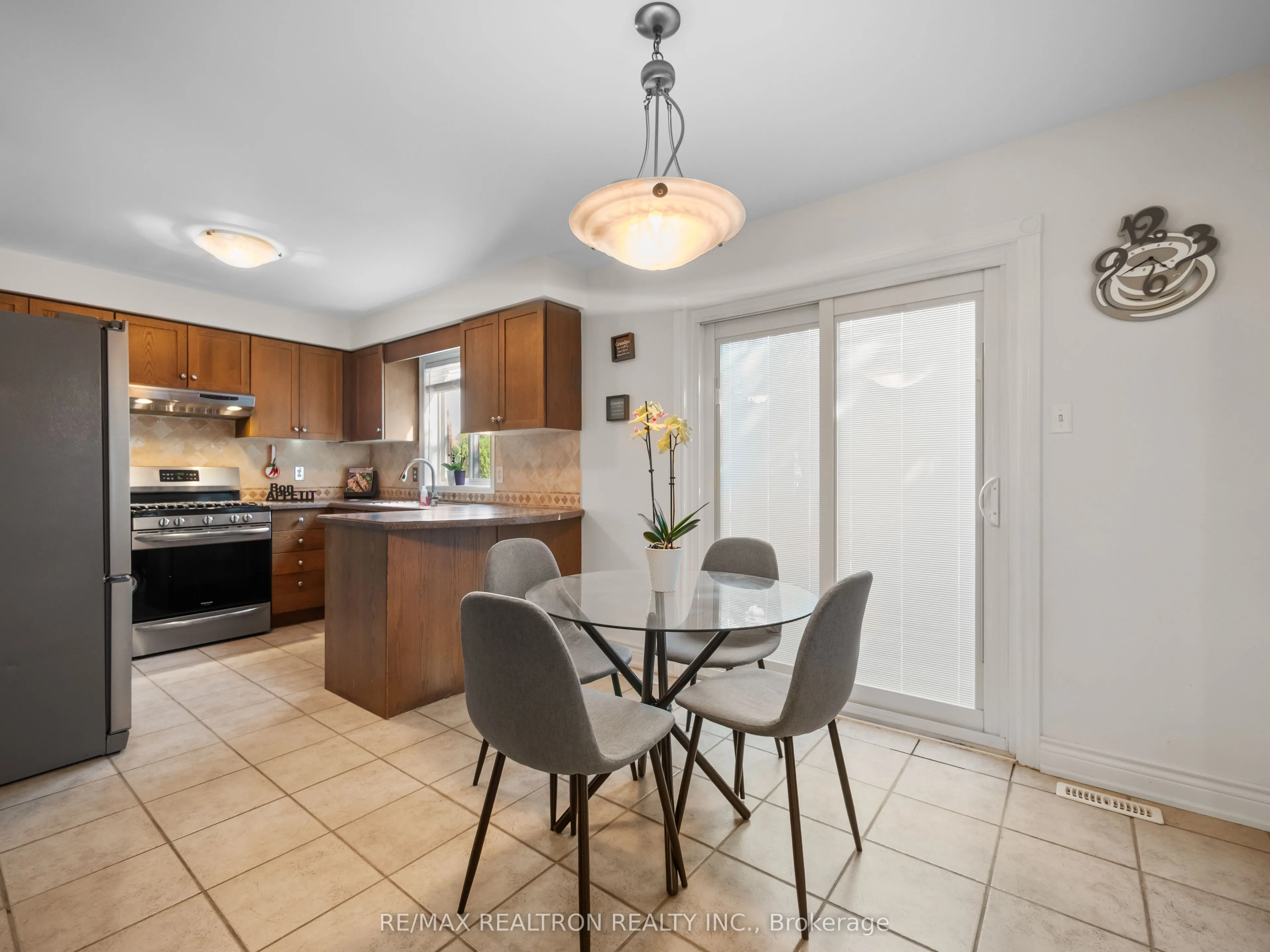 45 White Elm Road