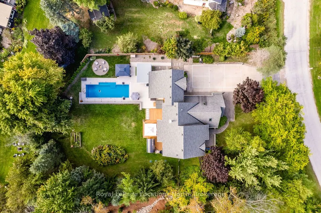 16 HOMESTEAD Drive