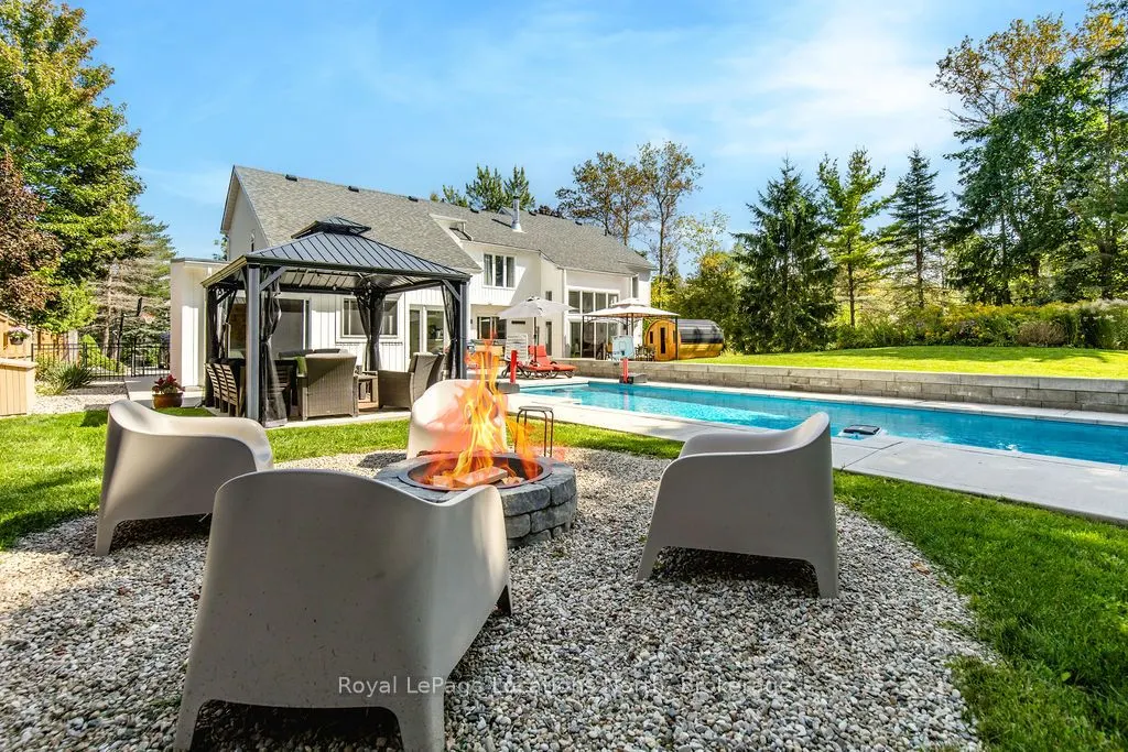 16 HOMESTEAD Drive