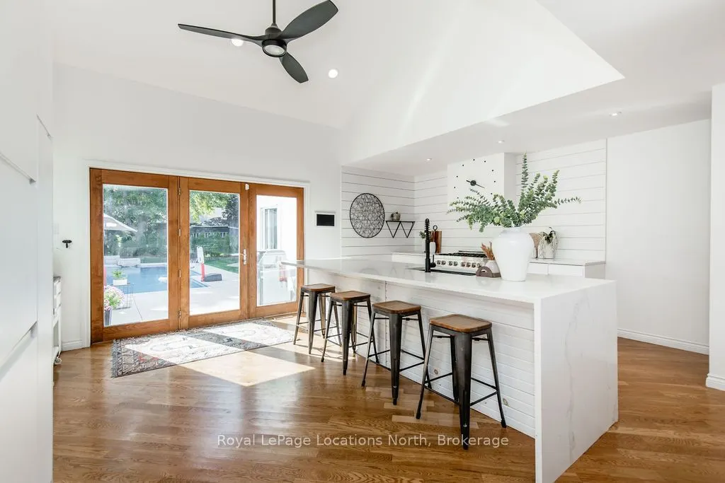 16 HOMESTEAD Drive