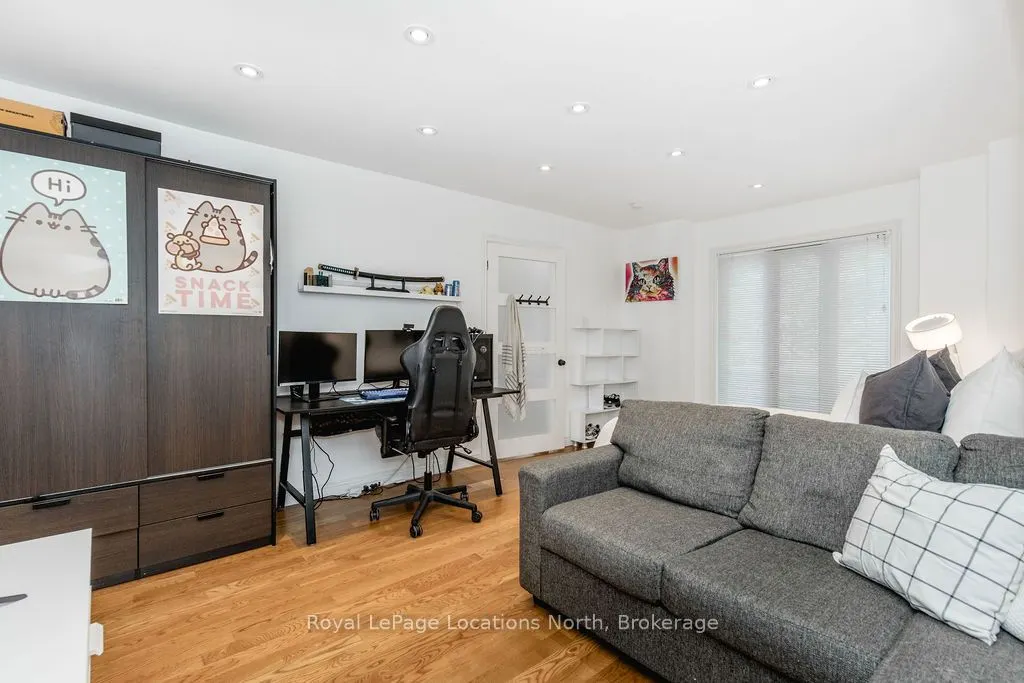 16 HOMESTEAD Drive