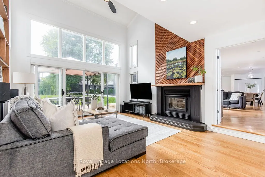 16 HOMESTEAD Drive