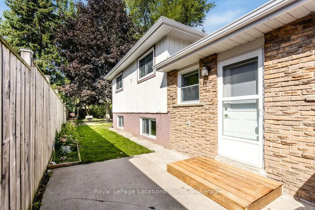 76 Courtice Crescent