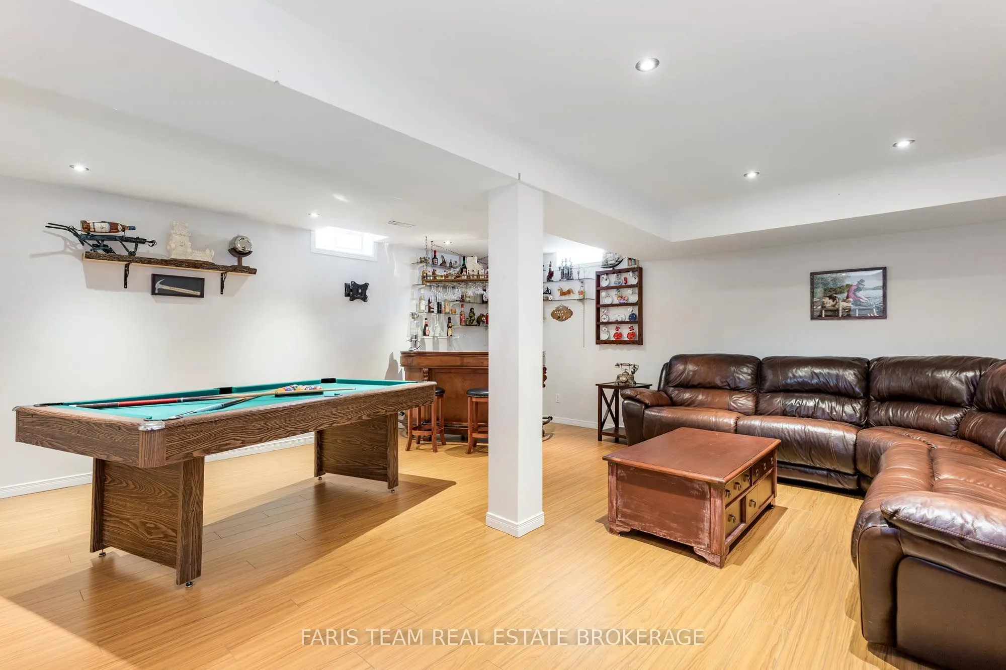 10 Westminster Circle